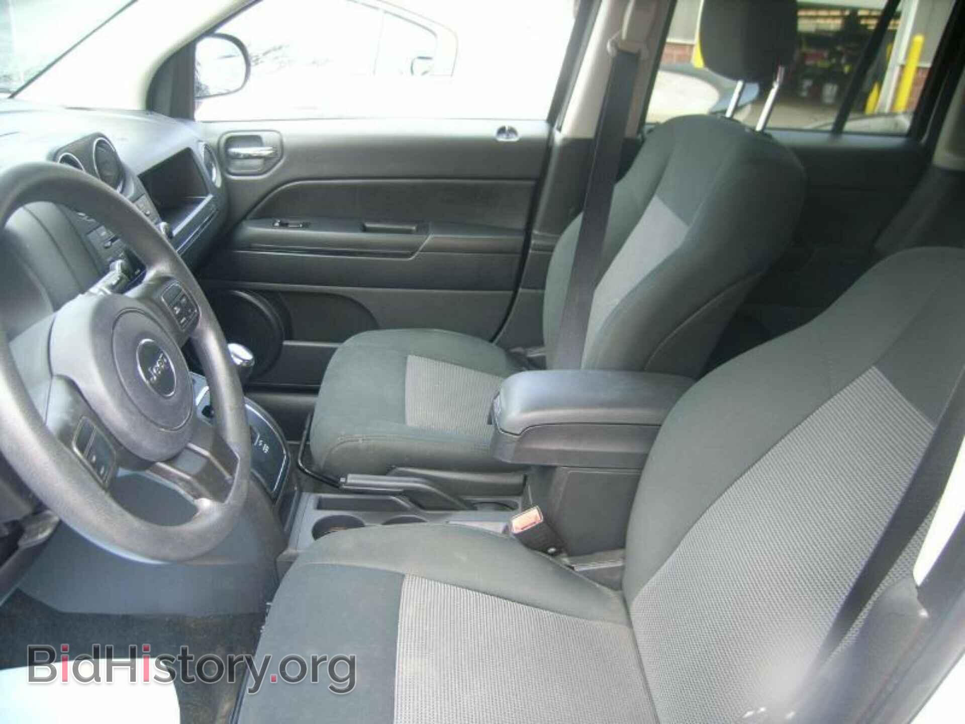2012 JEEP COMPASS - VIN: 1C4NJDBB0CD669651 - Photo 2