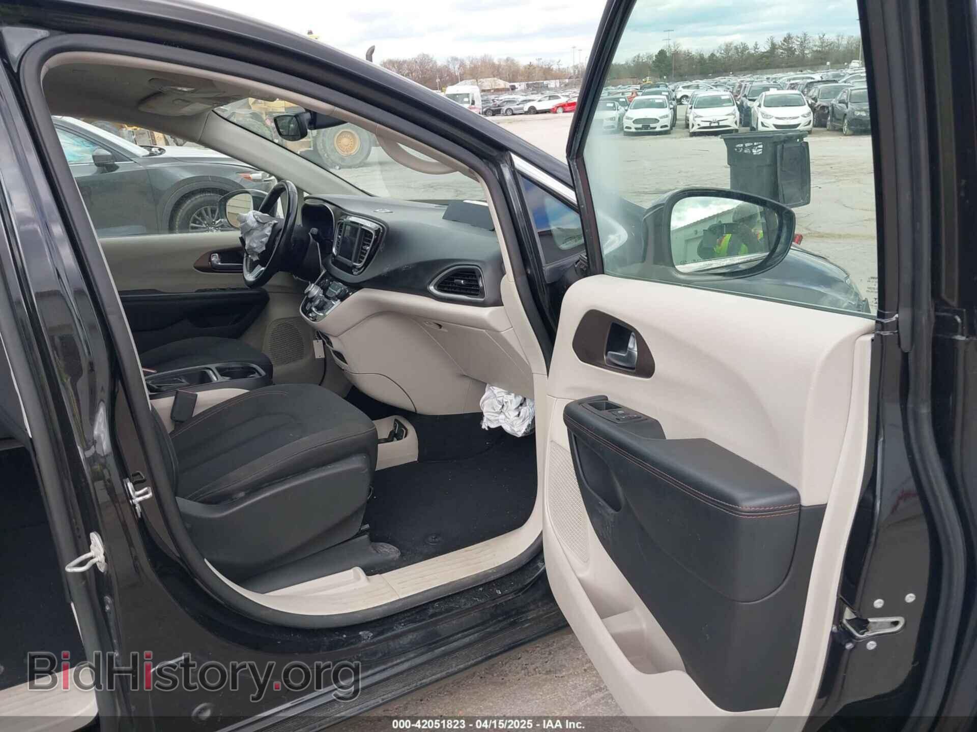 2019 CHRYSLER PACIFICA - VIN: 2C4RC1FG4KR576868 - Photo 5
