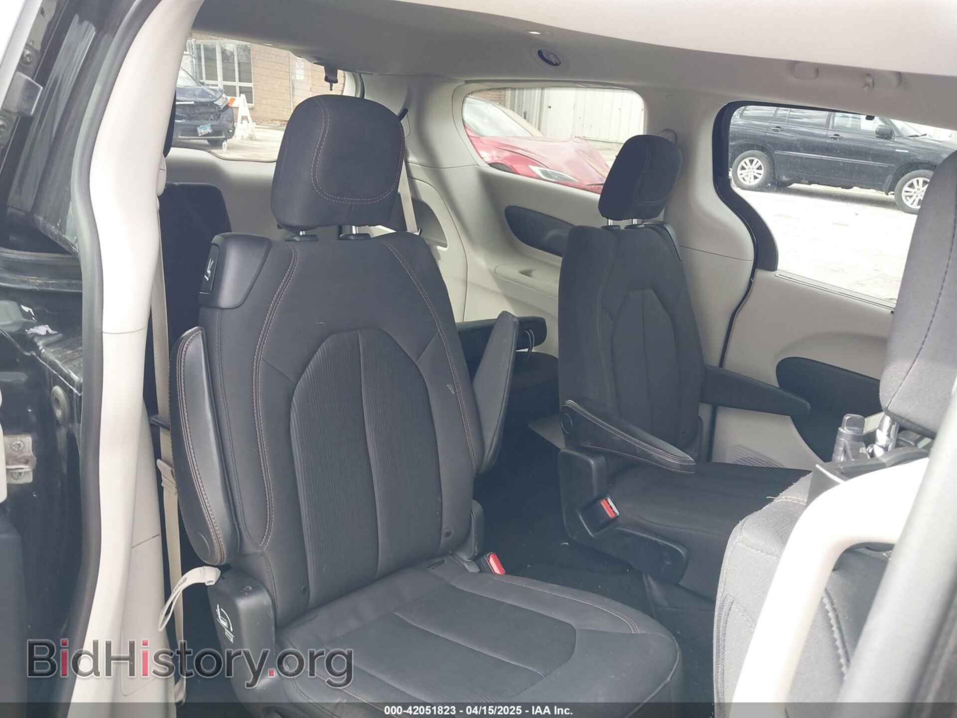 2019 CHRYSLER PACIFICA - VIN: 2C4RC1FG4KR576868 - Photo 8