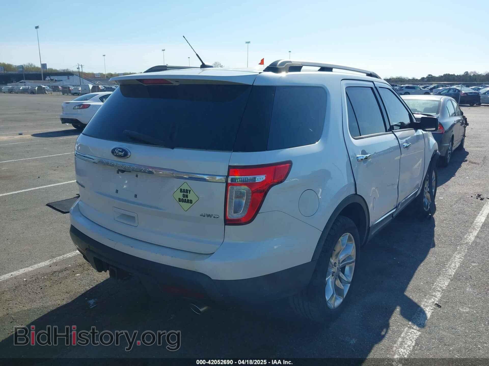 2011 FORD EXPLORER - VIN: 1FMHK8F82BGA04579 - Фото 4