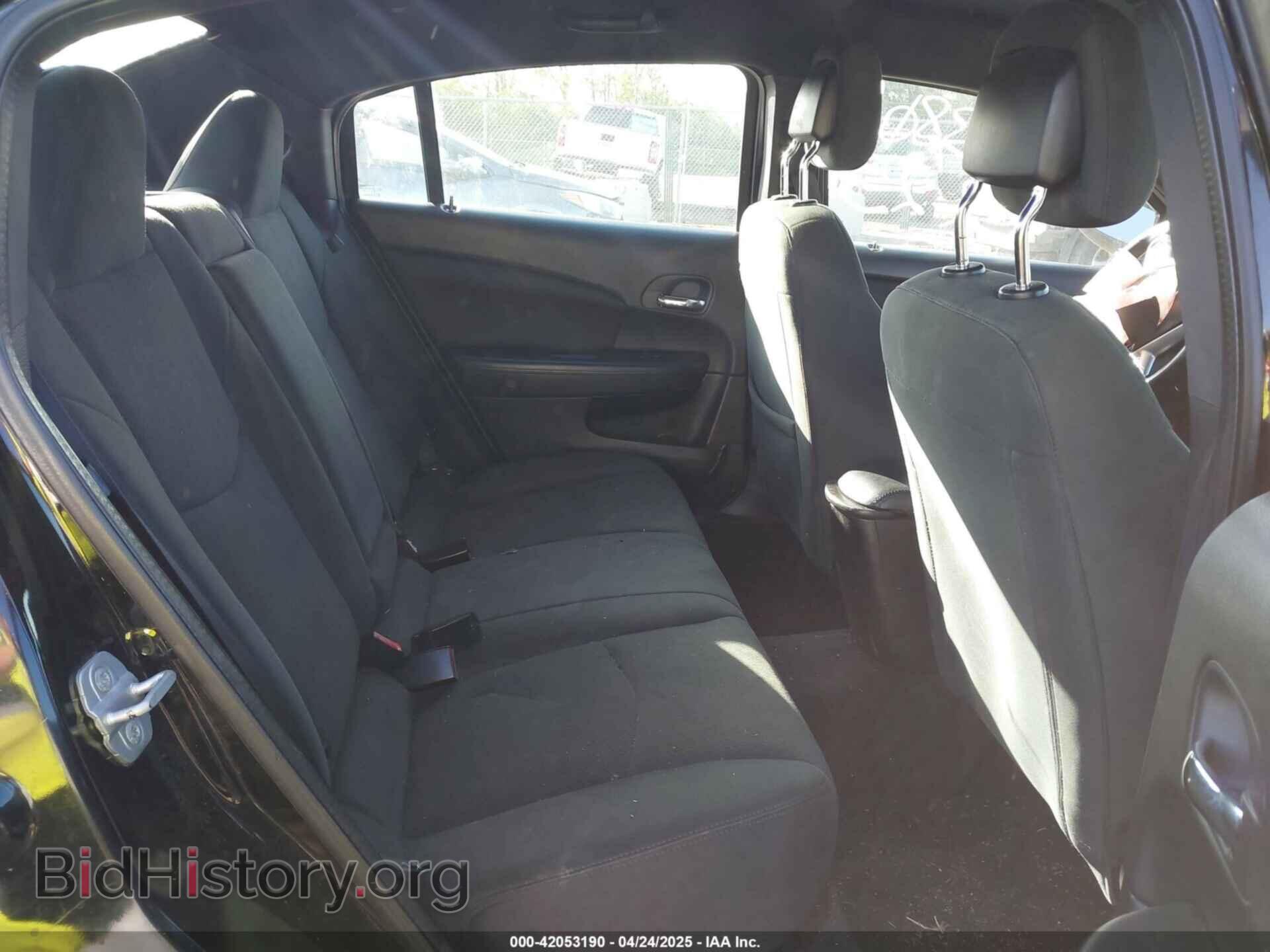 2011 CHRYSLER 200 - VIN: 1C3BC1FBXBN552307 - Фото 8