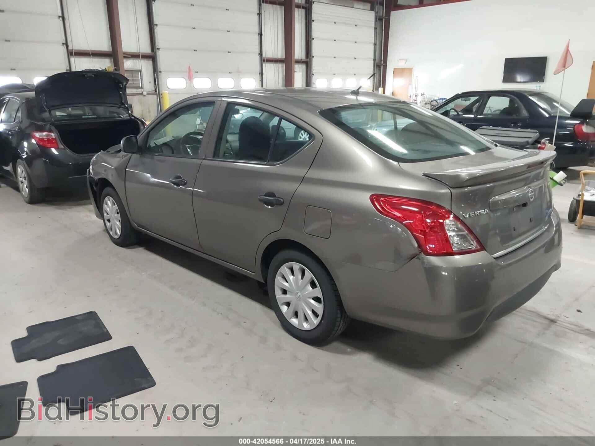 2015 NISSAN VERSA - VIN: 3N1CN7AP8FL915924 - Фото 3
