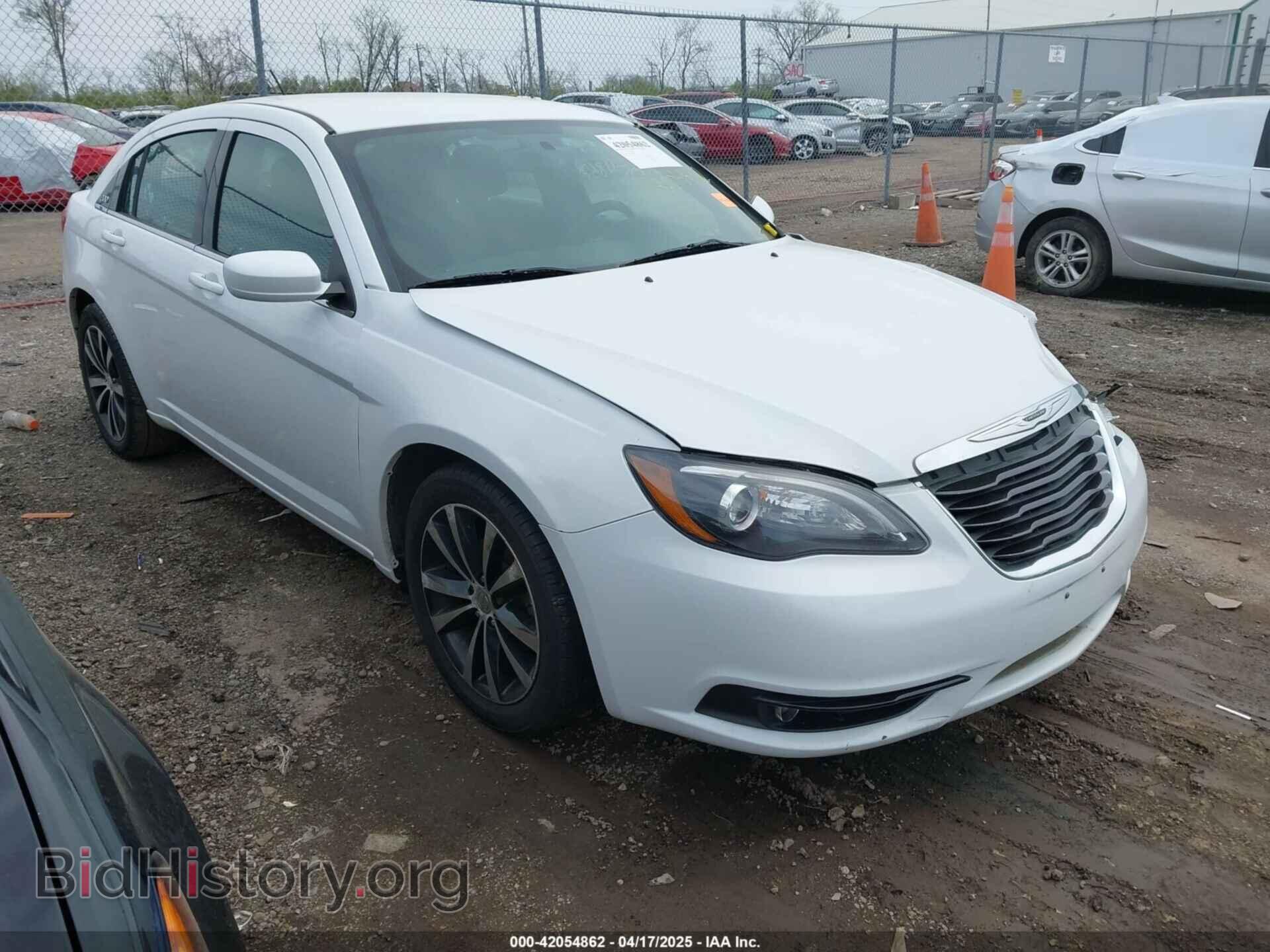 Photo 1C3CCBBB7EN176881 - CHRYSLER 200 2014