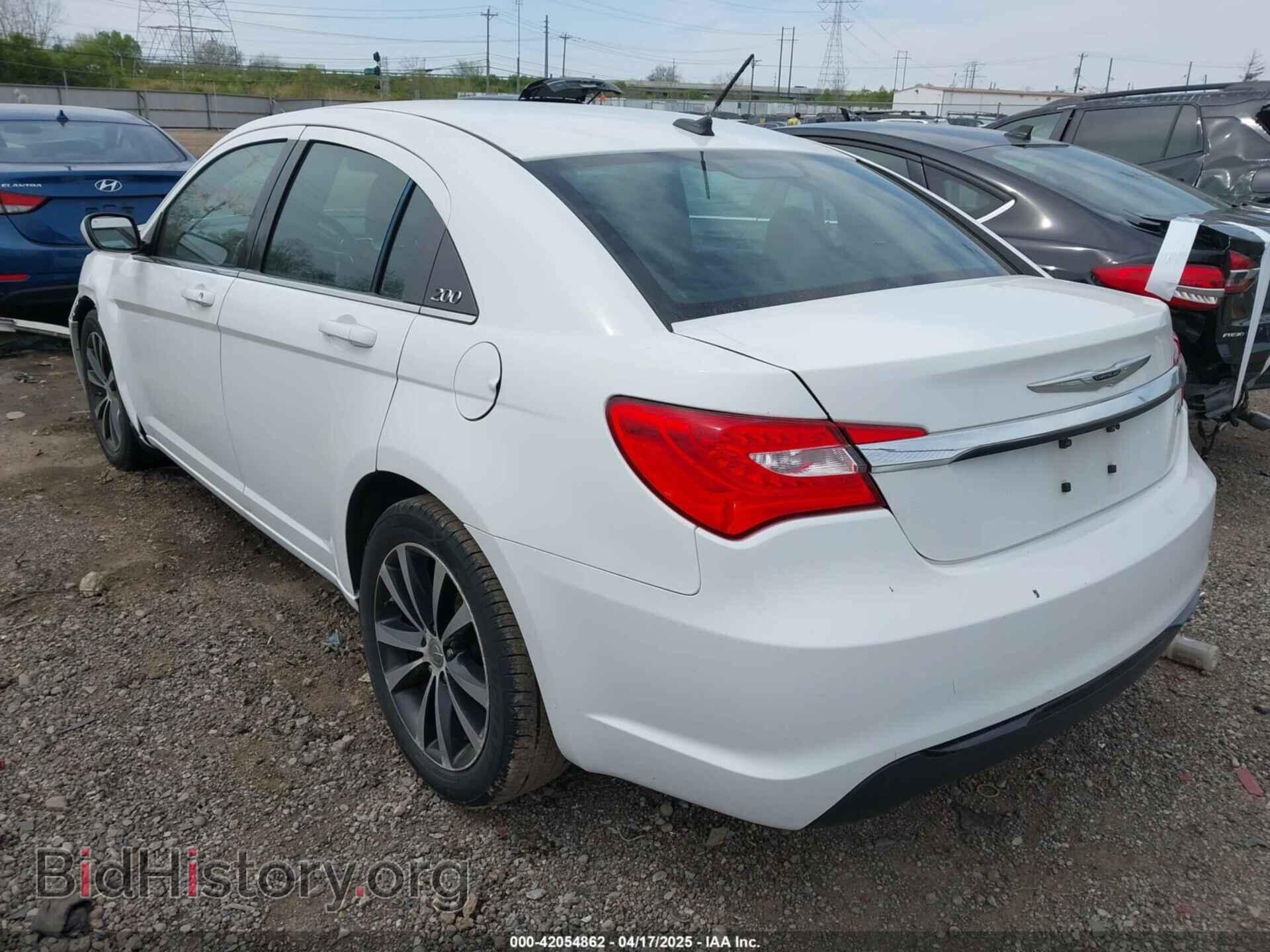 2014 CHRYSLER 200 - VIN: 1C3CCBBB7EN176881 - Photo 3