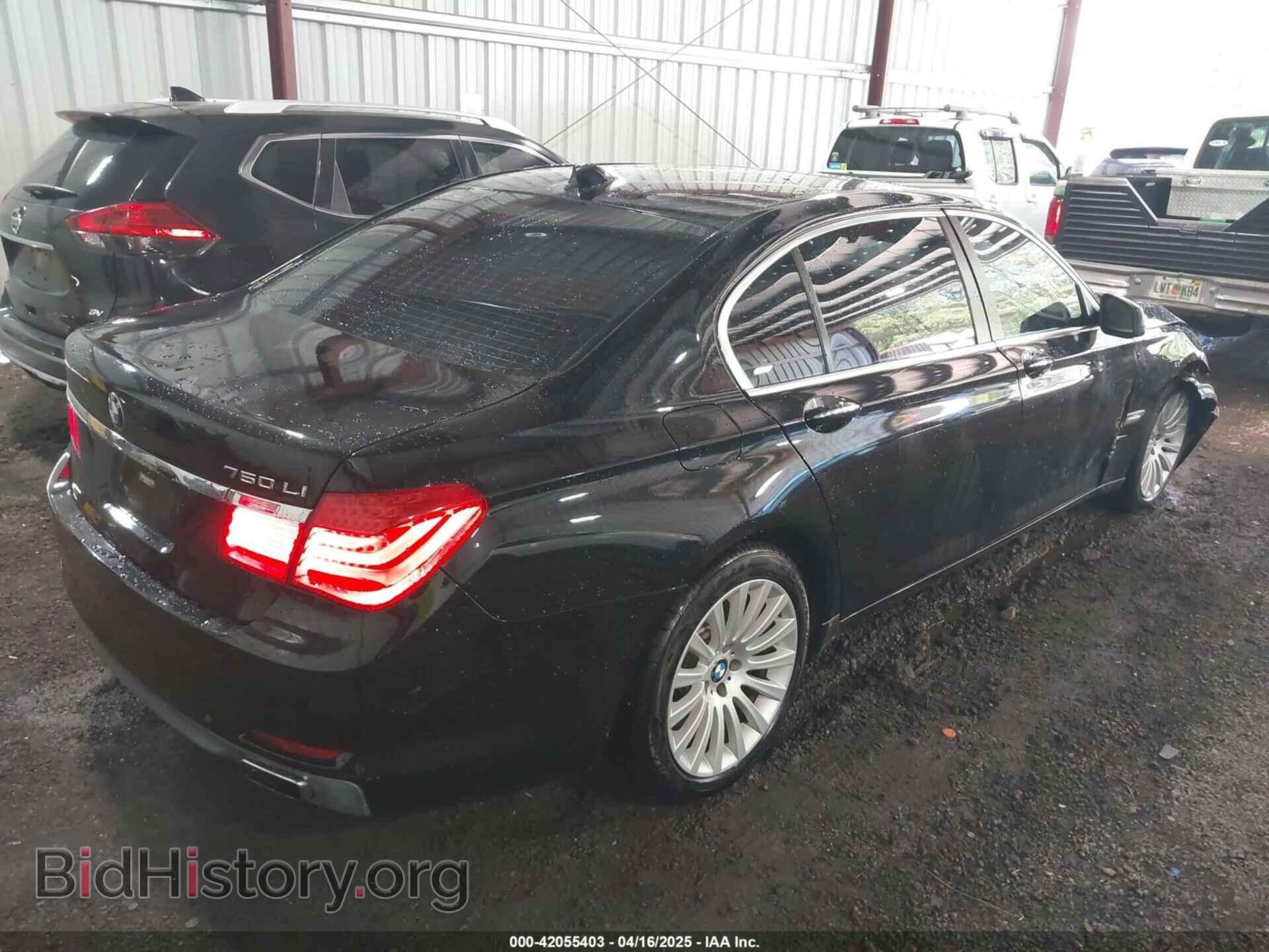 2011 BMW 750LI - VIN: WBAKC8C58BC433036 - Фото 4