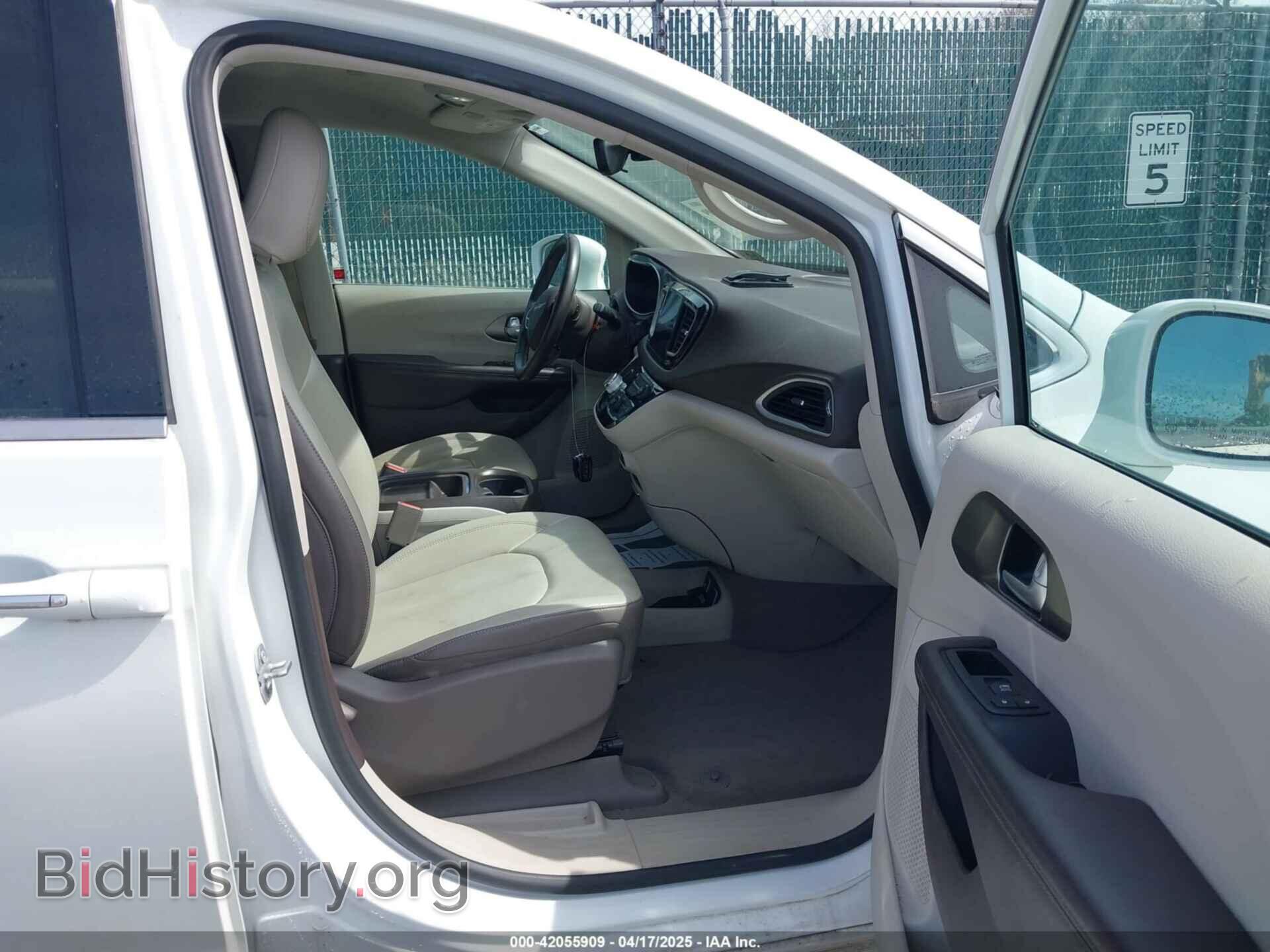 2017 CHRYSLER PACIFICA - VIN: 2C4RC1BG4HR511288 - Фото 5