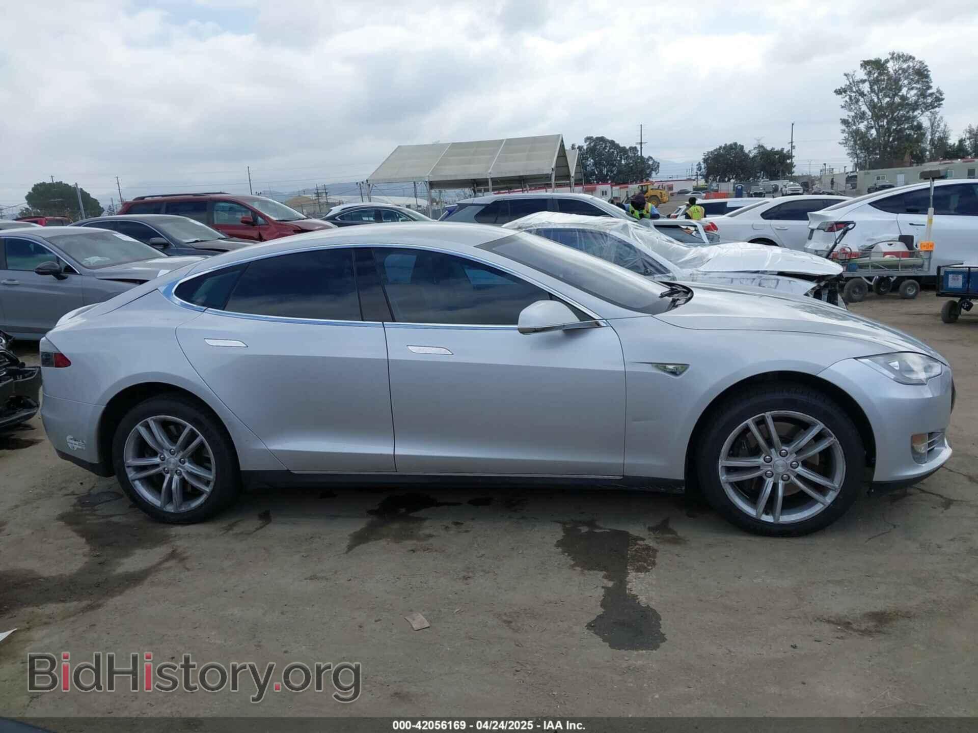 2013 TESLA MODEL S - VIN: 5YJSA1DG7DFP11382 - Фото 13