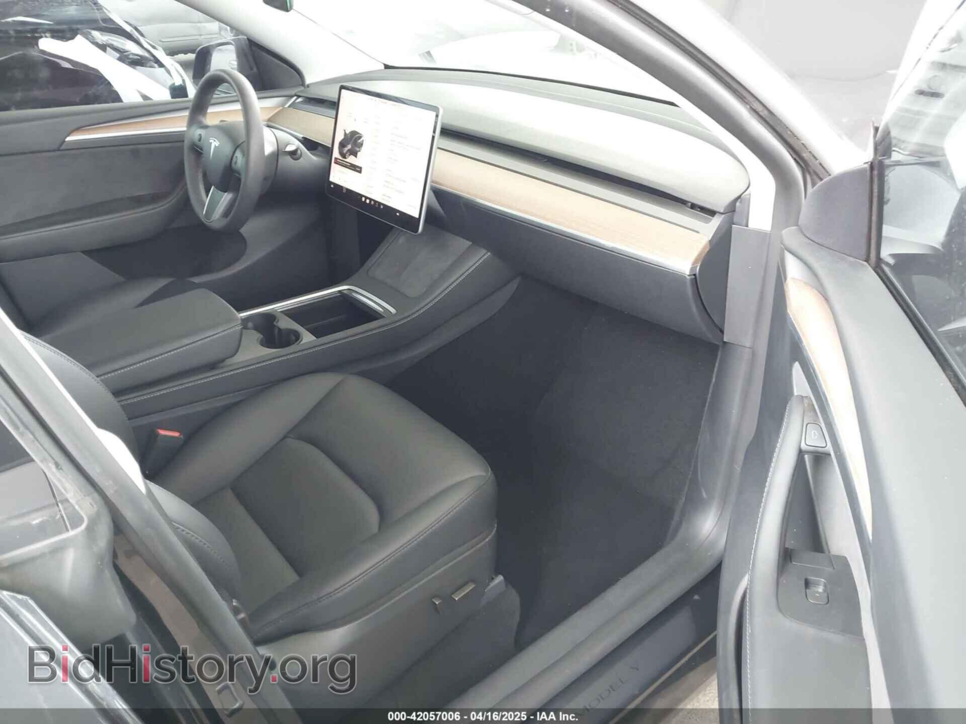 2024 TESLA MODEL Y - VIN: 7SAYGDED8RF039678 - Фото 5