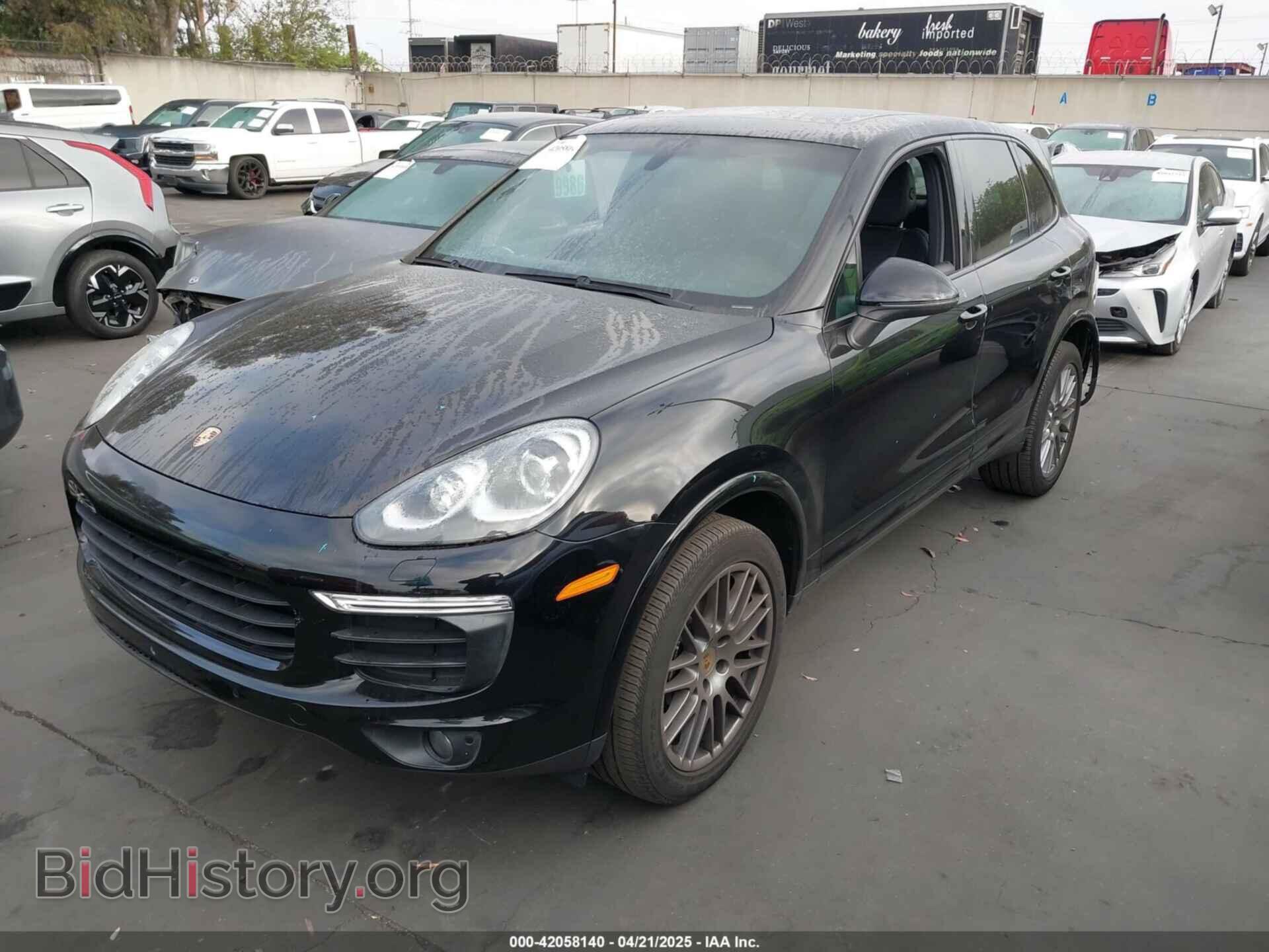 2018 PORSCHE CAYENNE - VIN: WP1AA2A21JKA07525 - Фото 2