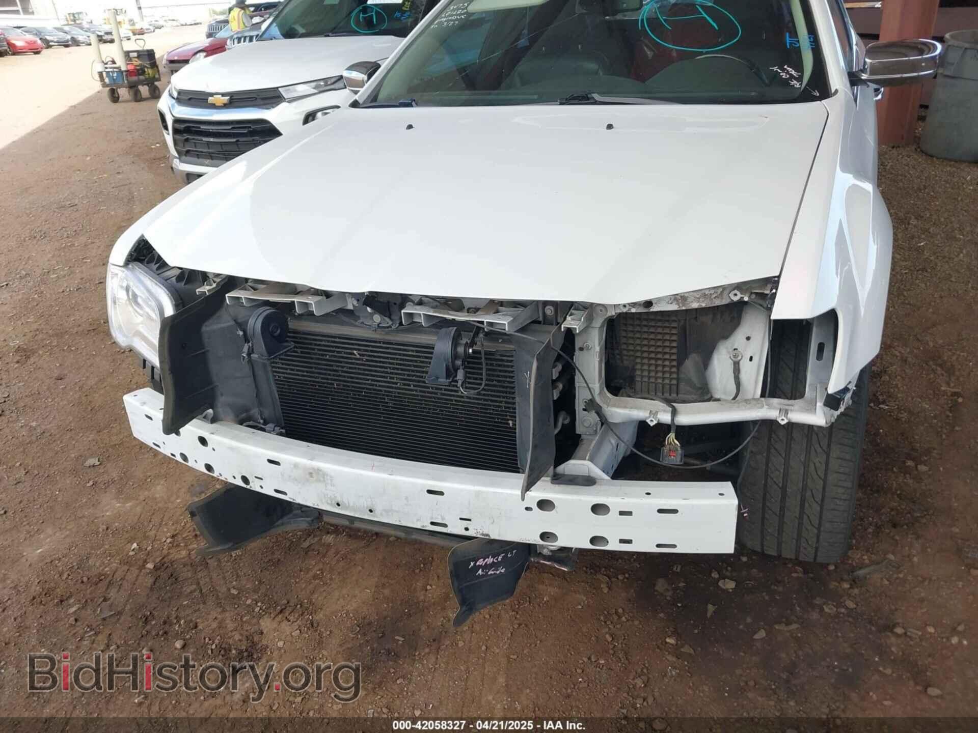 2019 CHRYSLER 300 - VIN: 2C3CCAEG9KH689328 - Фото 6