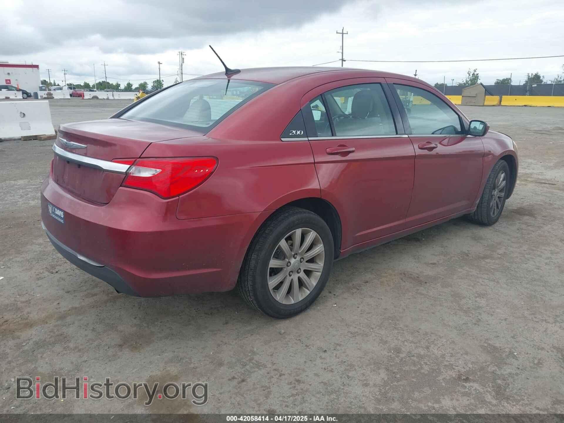 2012 CHRYSLER 200 - VIN: 1C3CCBBB7CN235912 - Фото 4