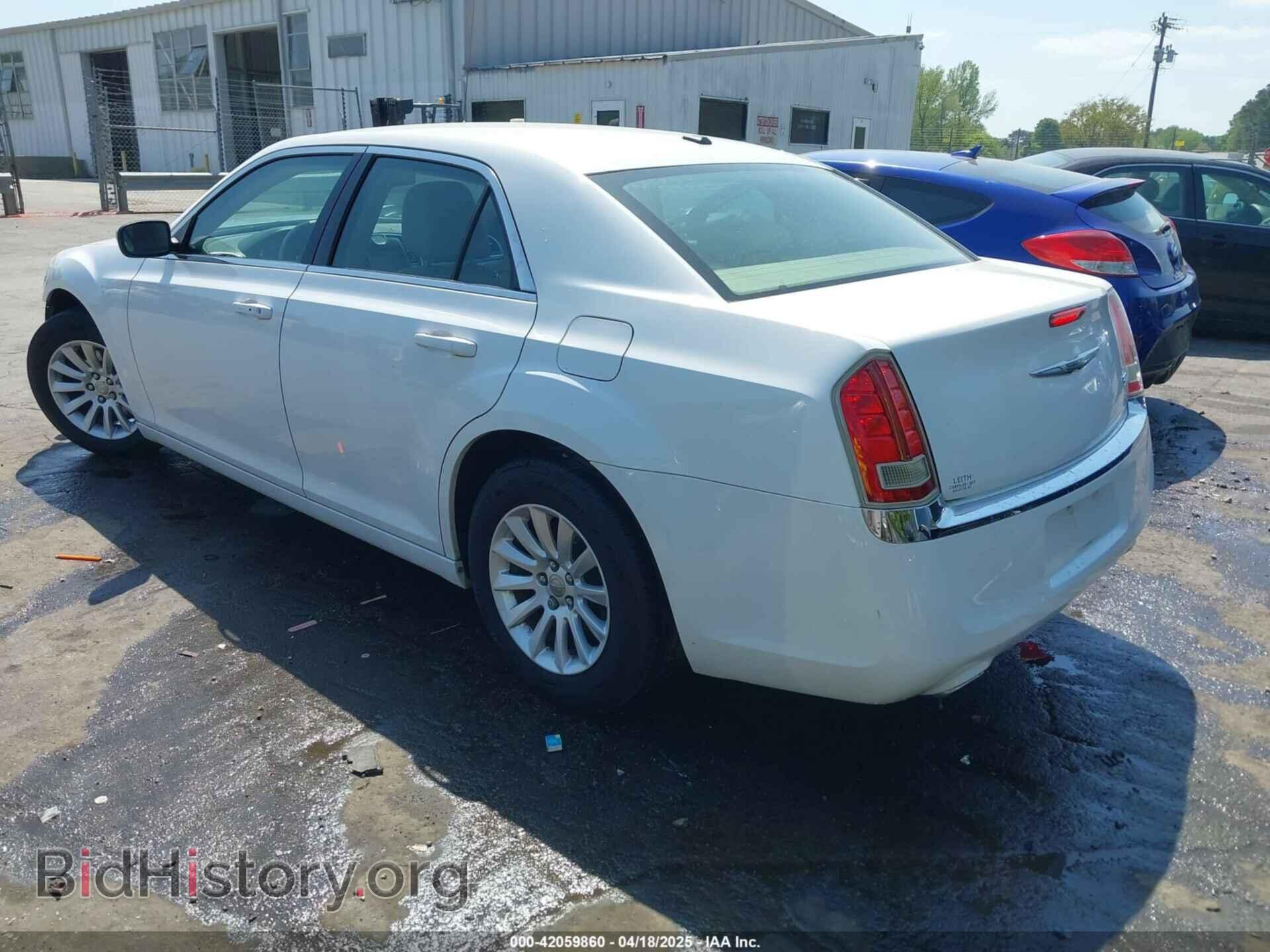 2013 CHRYSLER 300 - VIN: 2C3CCAAG1DH603521 - Фото 3