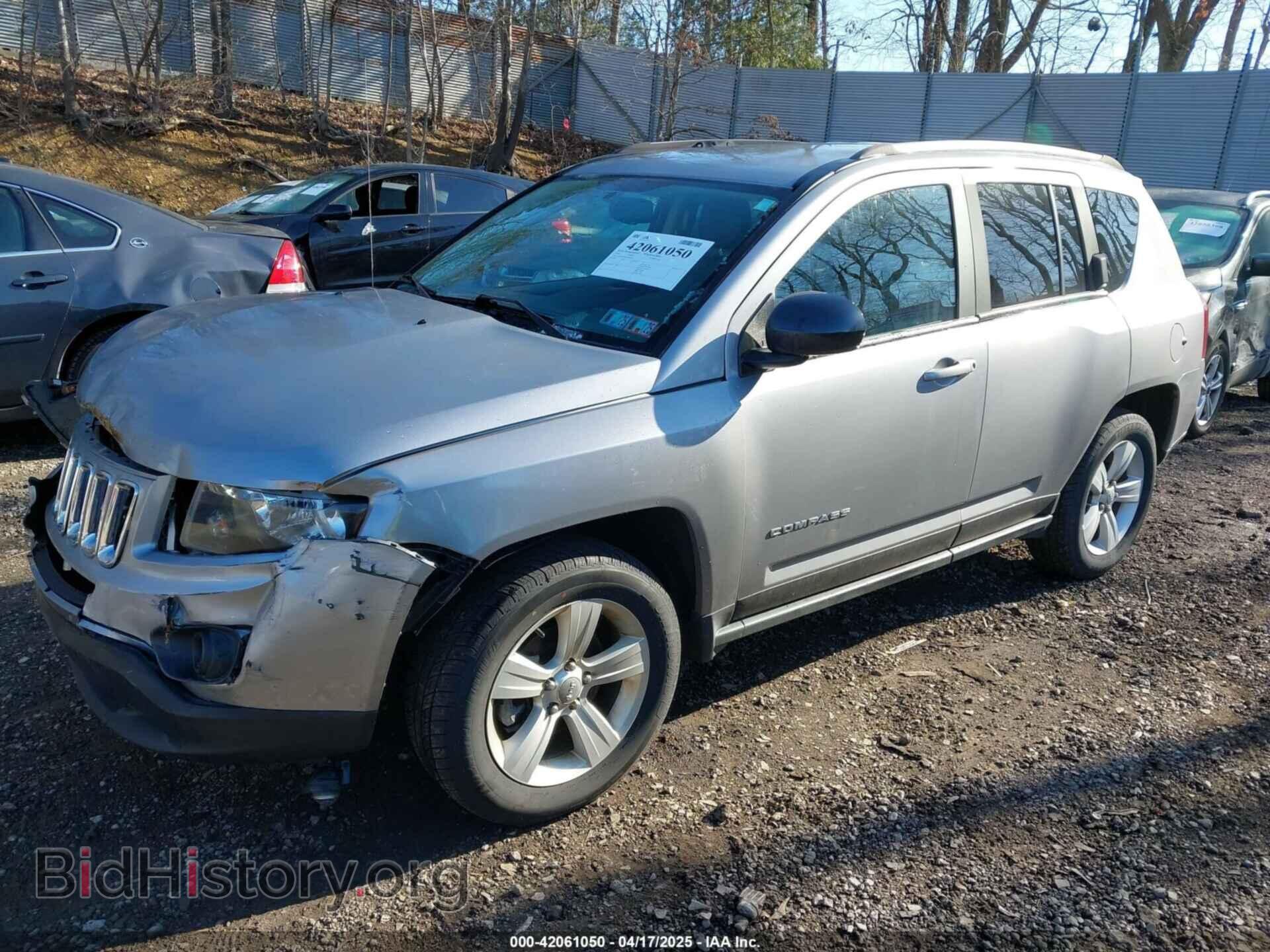 2016 JEEP COMPASS - VIN: 1C4NJDEB5GD803717 - Photo 2