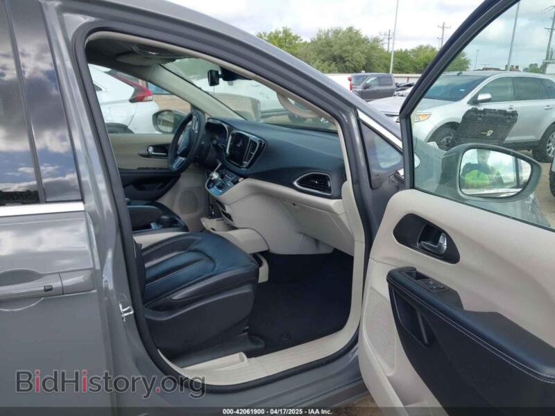 2022 Chrysler PACIFICA (VIN 2C4RC1BG7NR190939) — фото 5 из 18