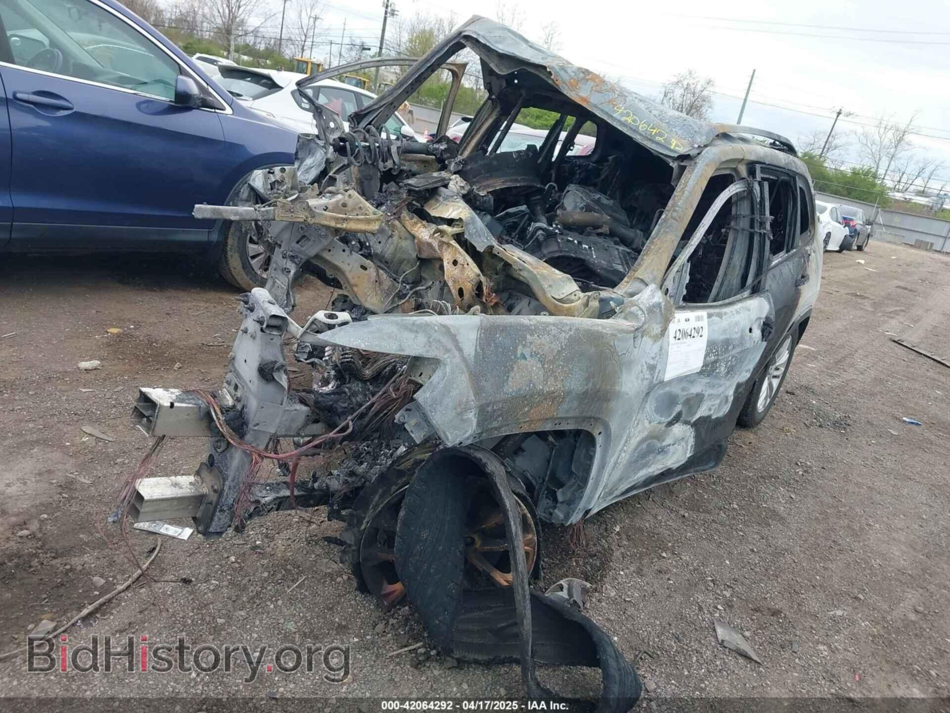 2019 JEEP CHEROKEE - VIN: 1C4PJLCB5KD455769 - Фото 2