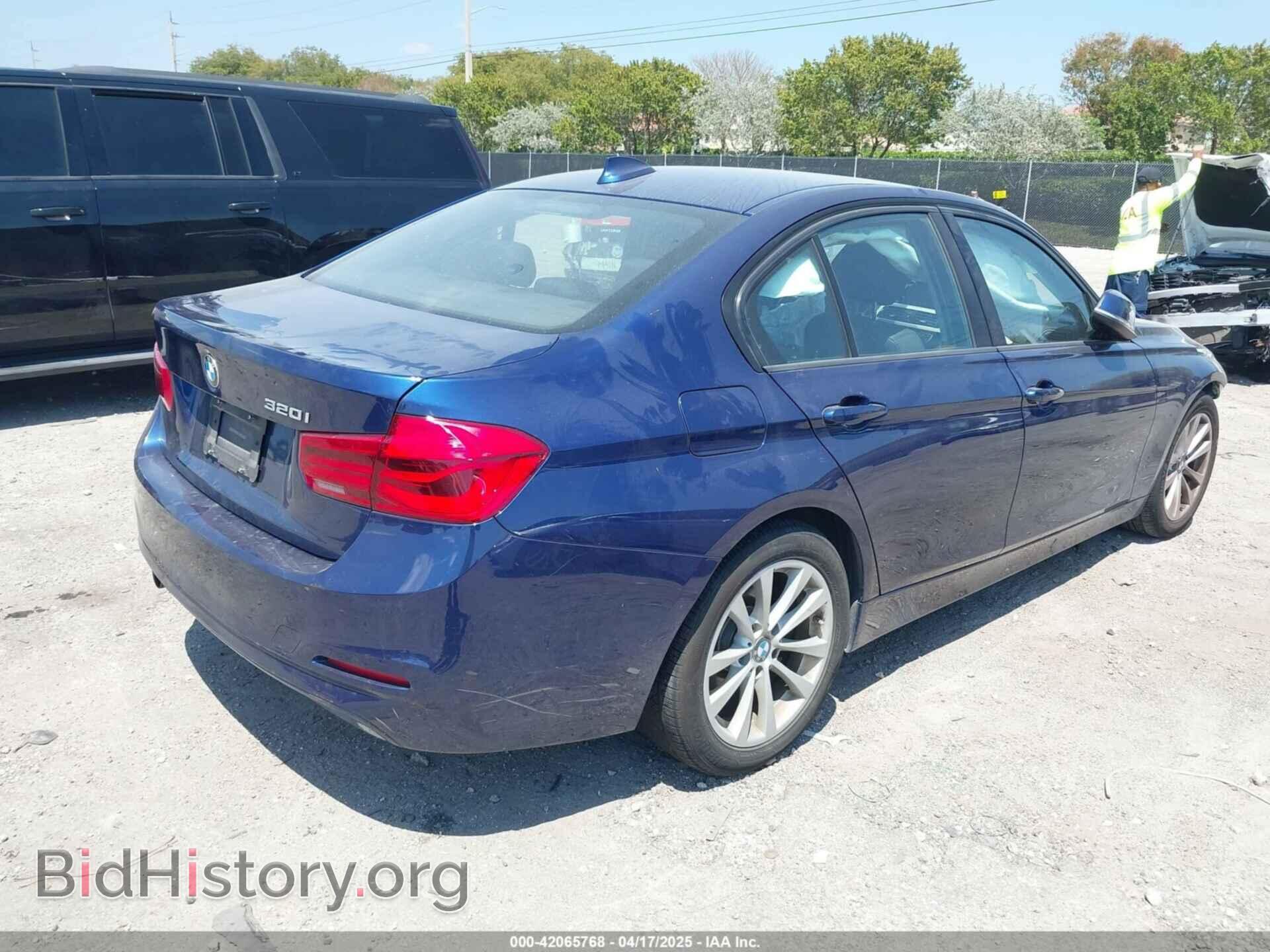 2018 BMW 320I - VIN: WBA8E1G50JNU91361 - Фото 4