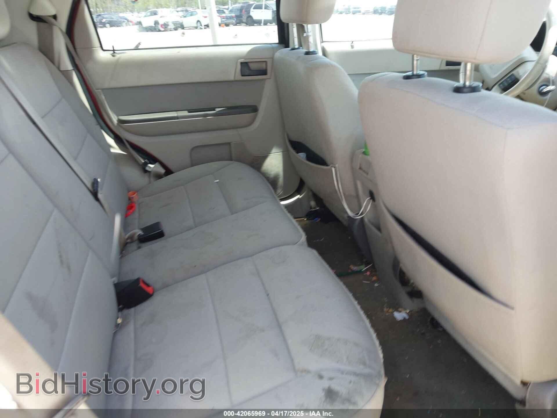 2011 FORD ESCAPE - VIN: 1FMCU9D79BKB50978 - Фото 8