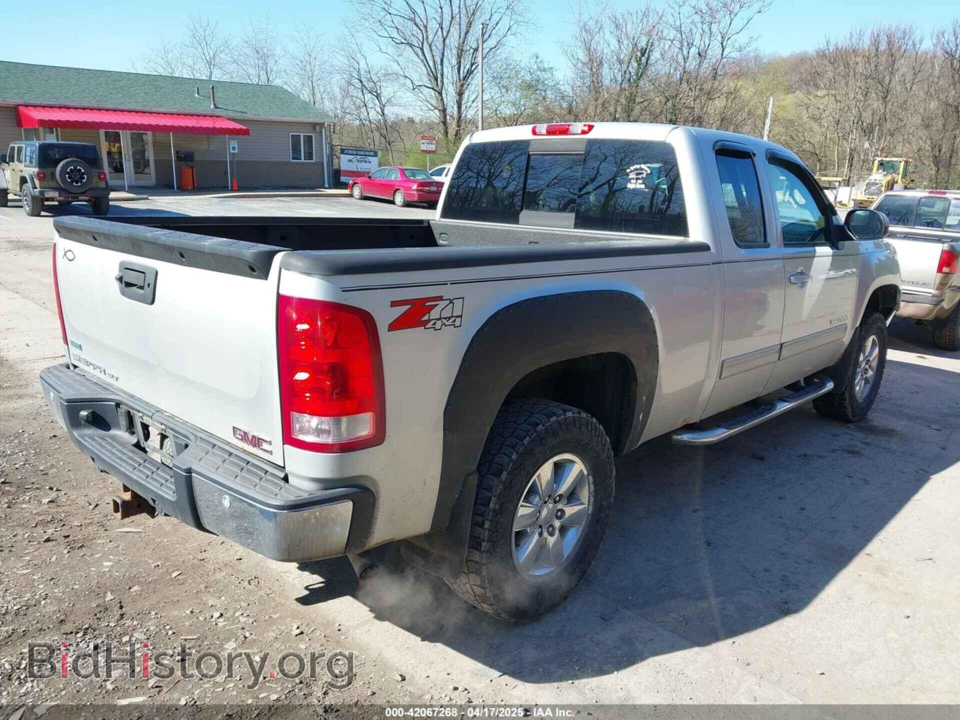 2011 GMC SIERRA 1500 - VIN: 1GTR2WE35BZ366073 - Фото 4
