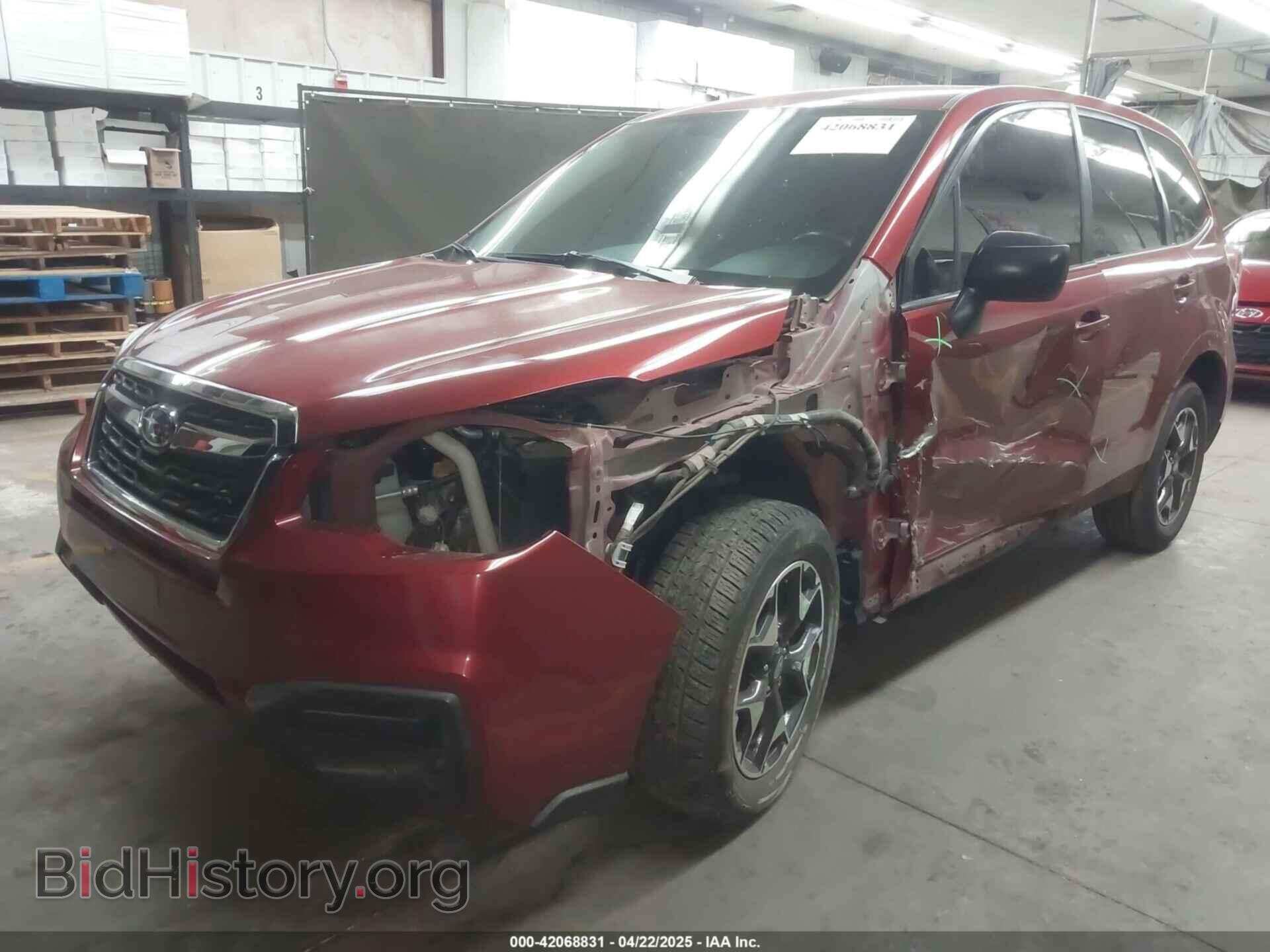 2018 SUBARU FORESTER - VIN: JF2SJAAC7JH557173 - Фото 2