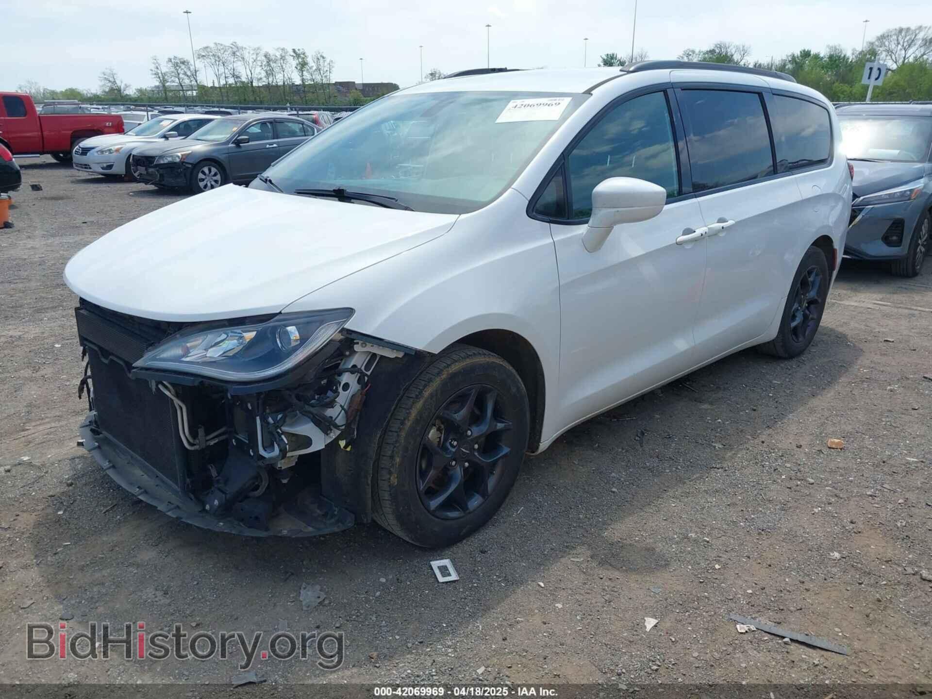 2018 CHRYSLER PACIFICA - VIN: 2C4RC1EG4JR332668 - Фото 2