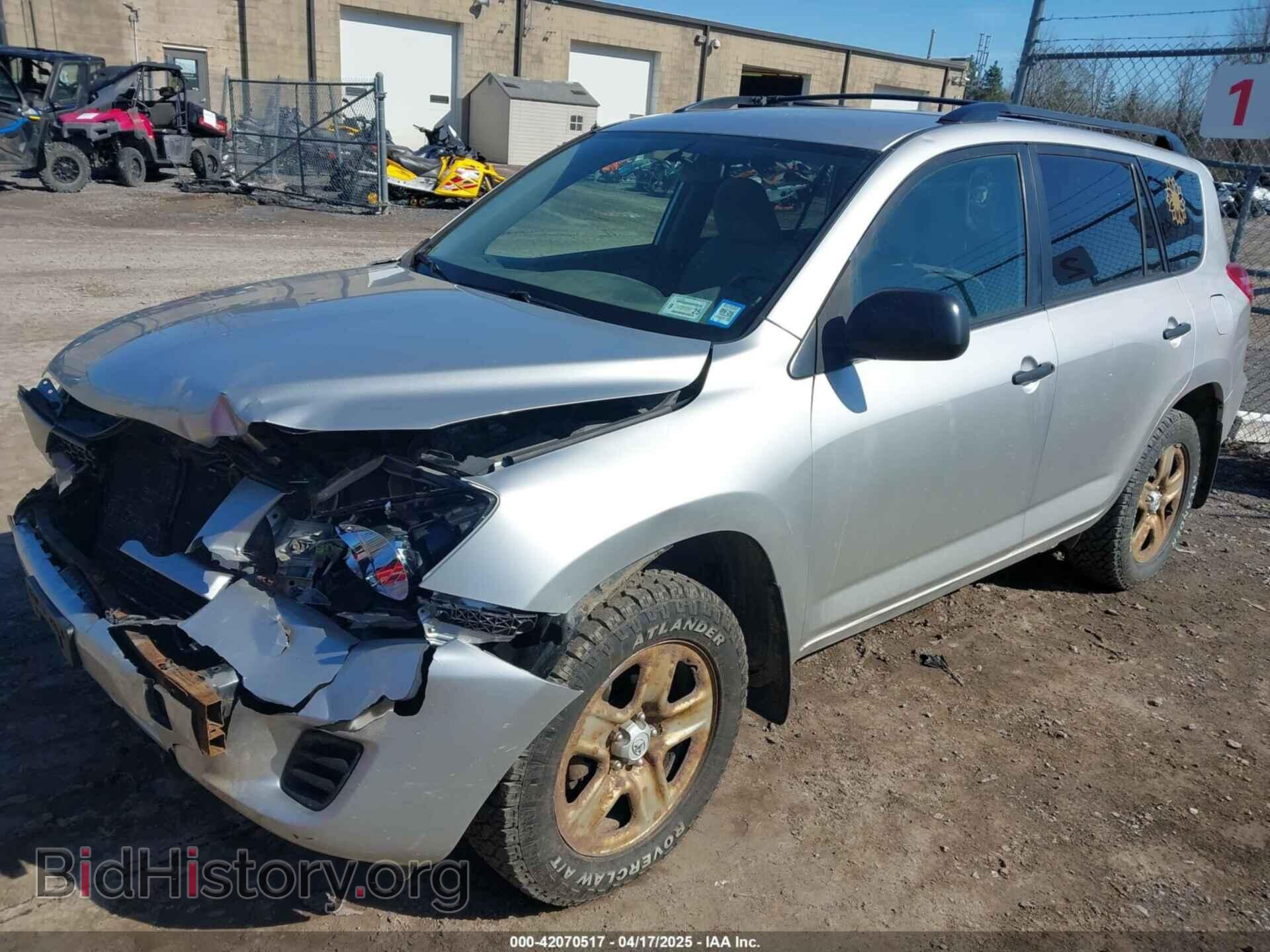 2011 TOYOTA RAV4 - VIN: 2T3BF4DV1BW137631 - Фото 2