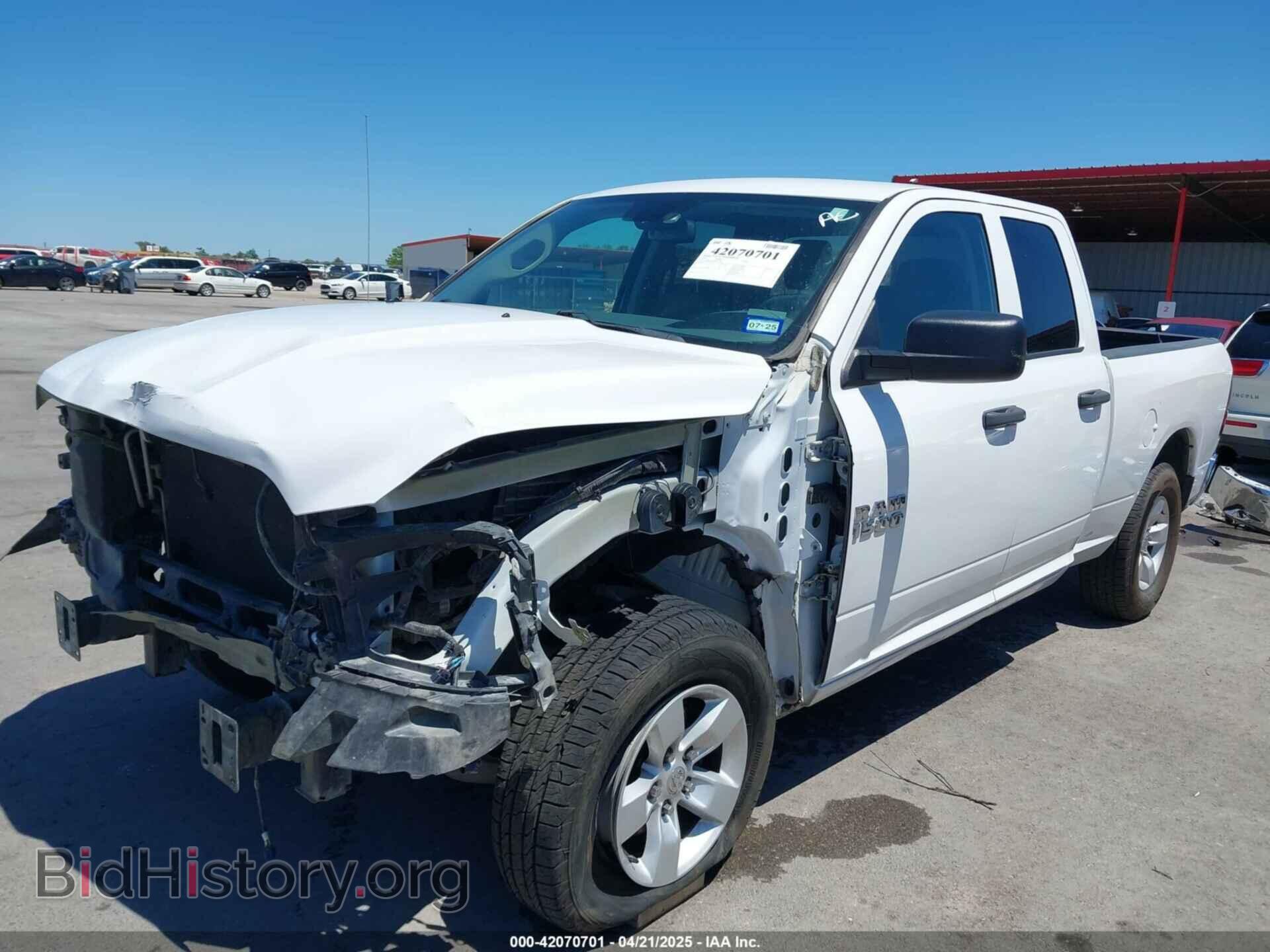 2018 RAM 1500 - VIN: 1C6RR6FT8JS315580 - Фото 2