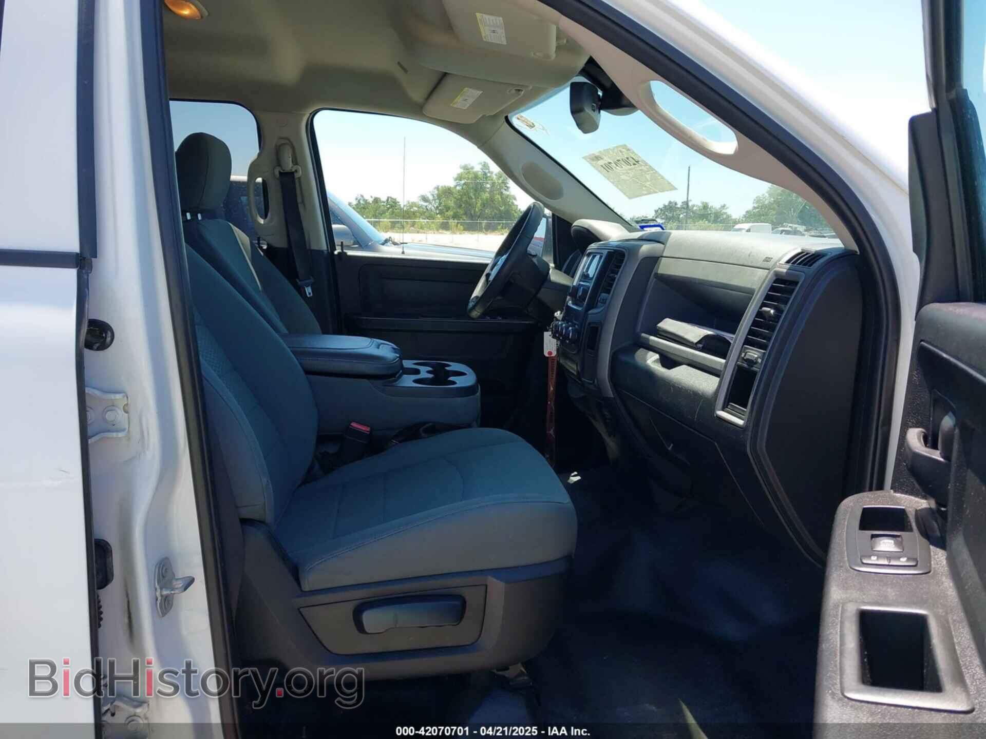 2018 RAM 1500 - VIN: 1C6RR6FT8JS315580 - Фото 5