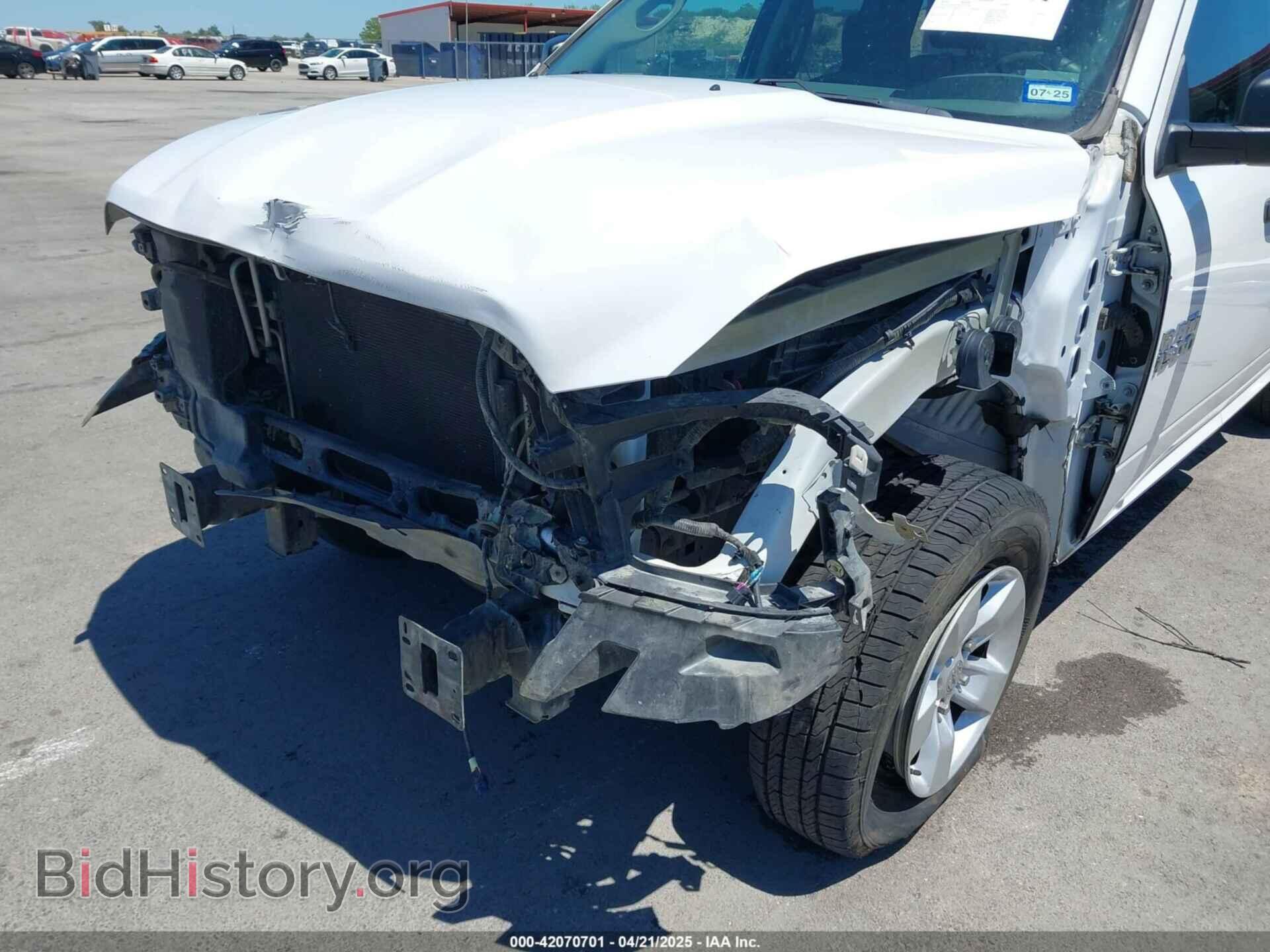 2018 RAM 1500 - VIN: 1C6RR6FT8JS315580 - Фото 6