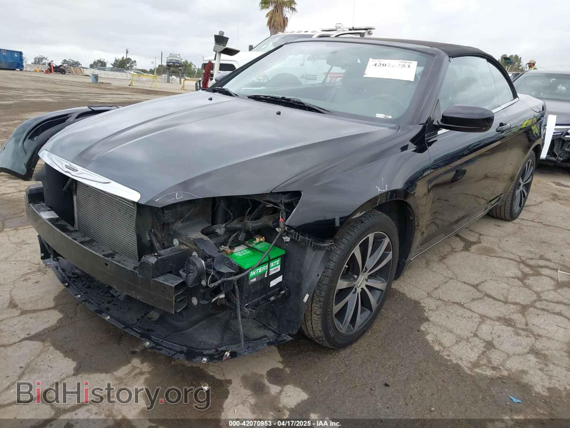 2013 CHRYSLER 200 - VIN: 1C3BCBGG2DN755565 - Фото 2
