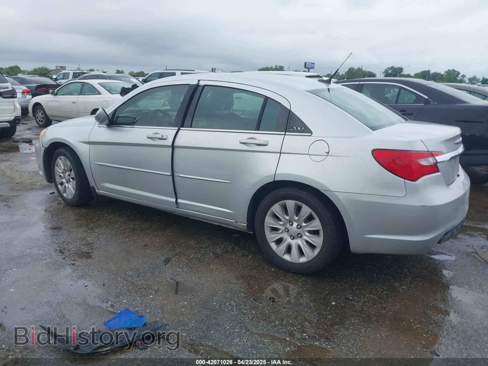 2011 CHRYSLER 200 - VIN: 1C3BC4FB8BN550752 - Фото 3