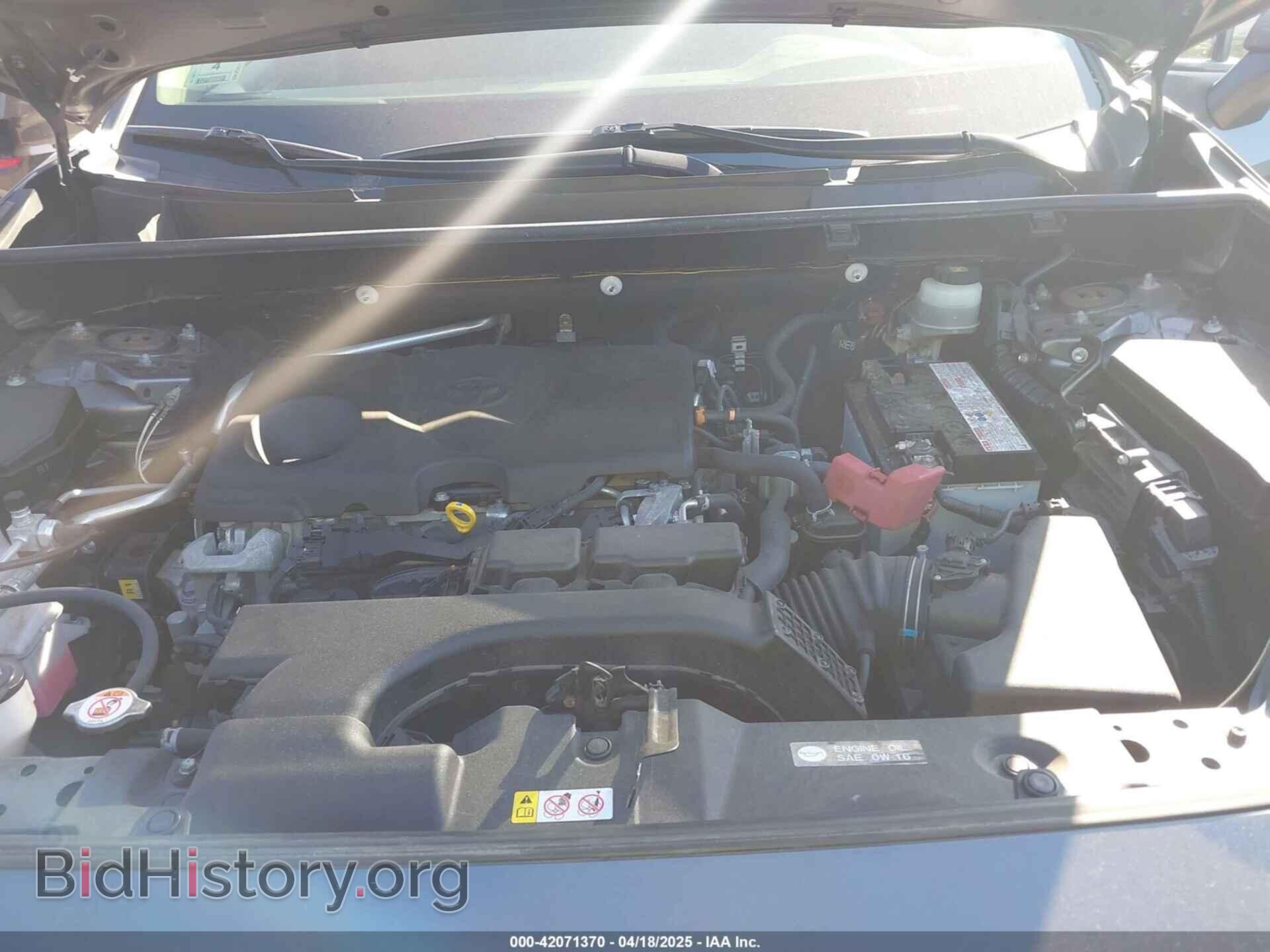 2019 TOYOTA RAV4 - VIN: JTMP1RFV0KD524246 - Фото 10