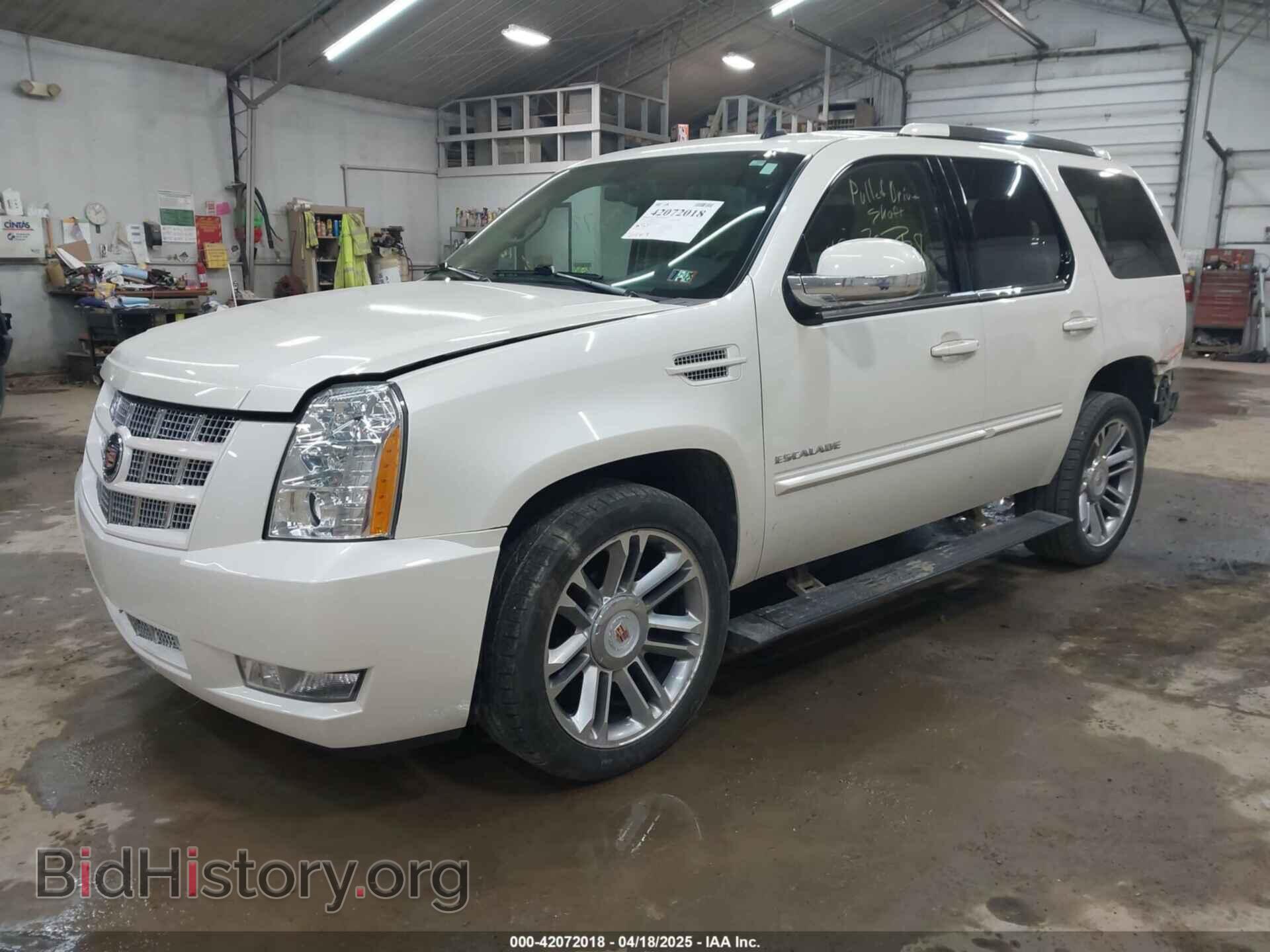 2014 CADILLAC ESCALADE - VIN: 1GYS4CEF9ER157096 - Фото 2