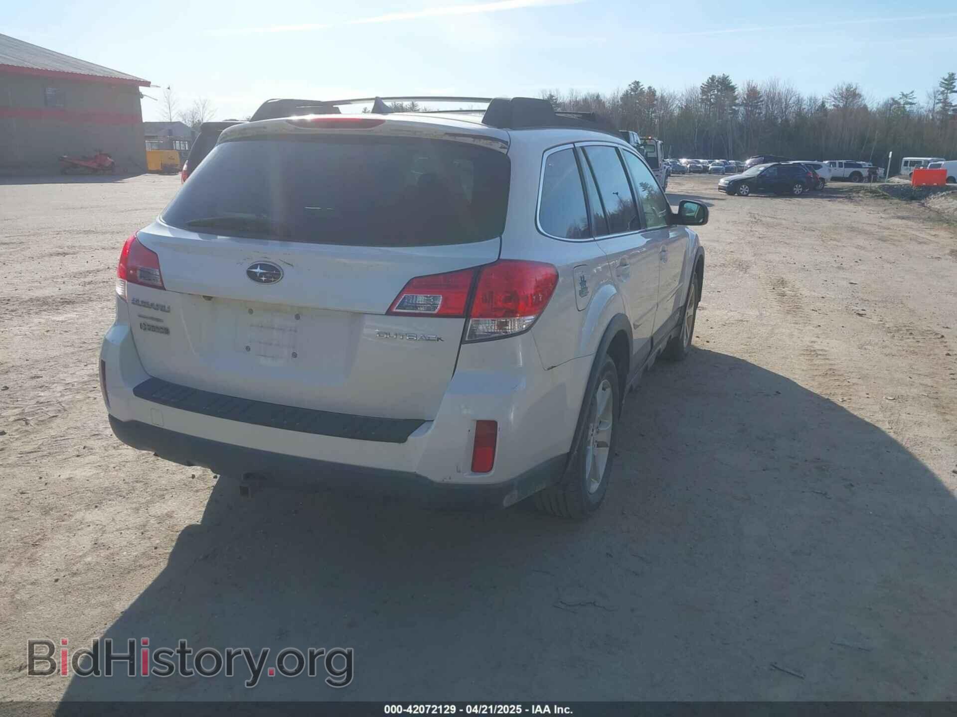 2014 SUBARU OUTBACK - VIN: 4S4BRCNCXE3301122 - Фото 4