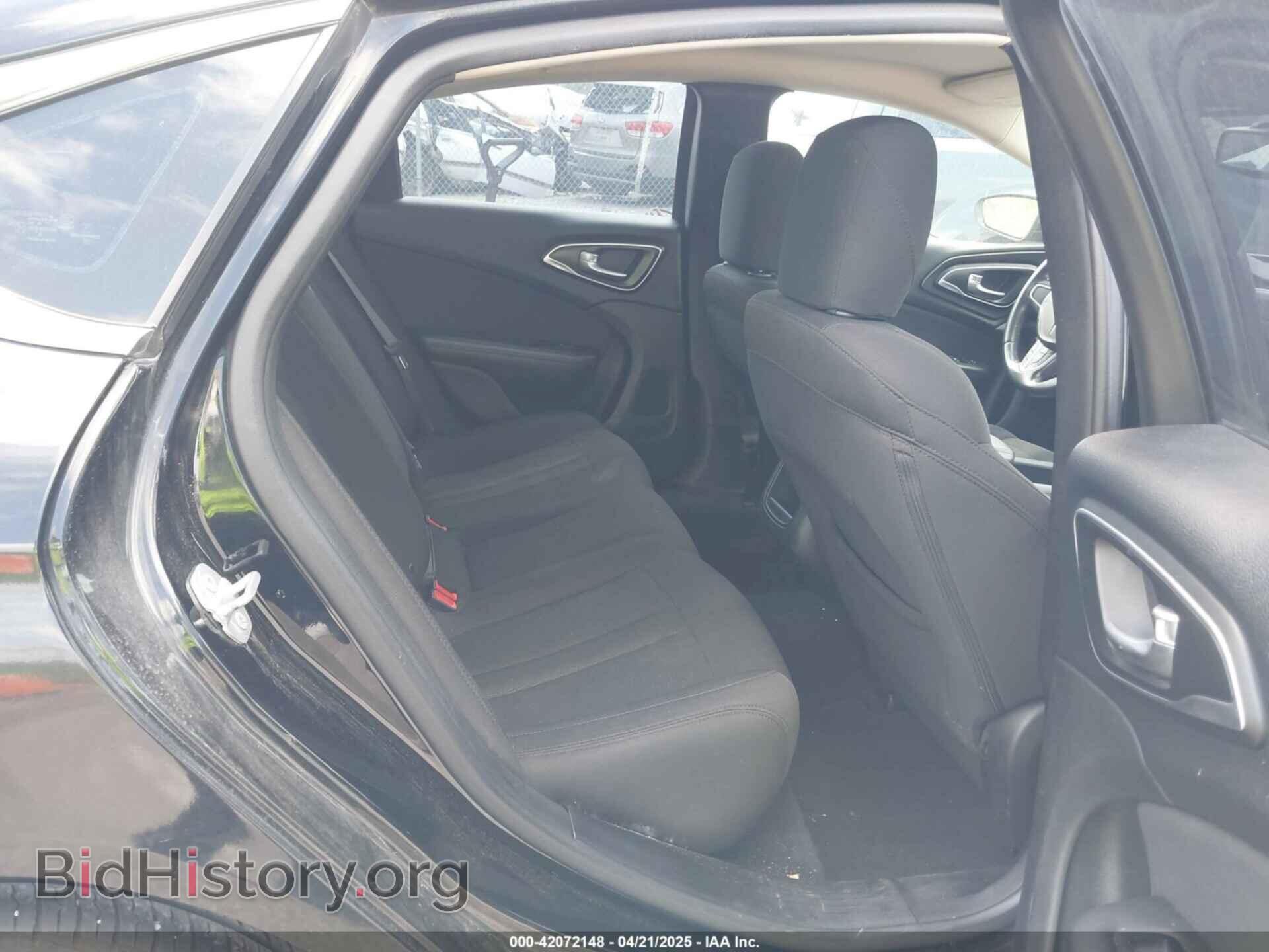 2015 CHRYSLER 200 - VIN: 1C3CCCAB2FN676164 - Фото 8