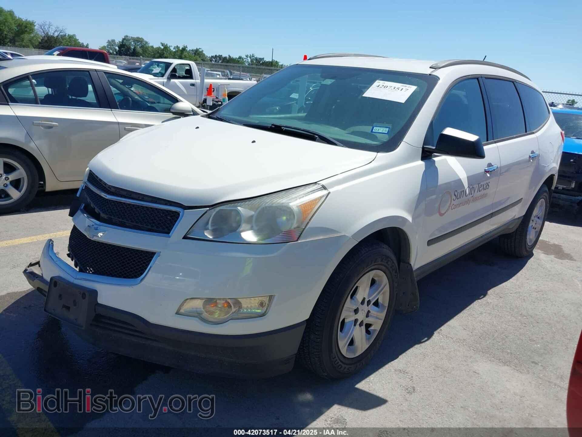 2012 CHEVROLET TRAVERSE - VIN: 1GNKREED8CJ125437 - Фото 2
