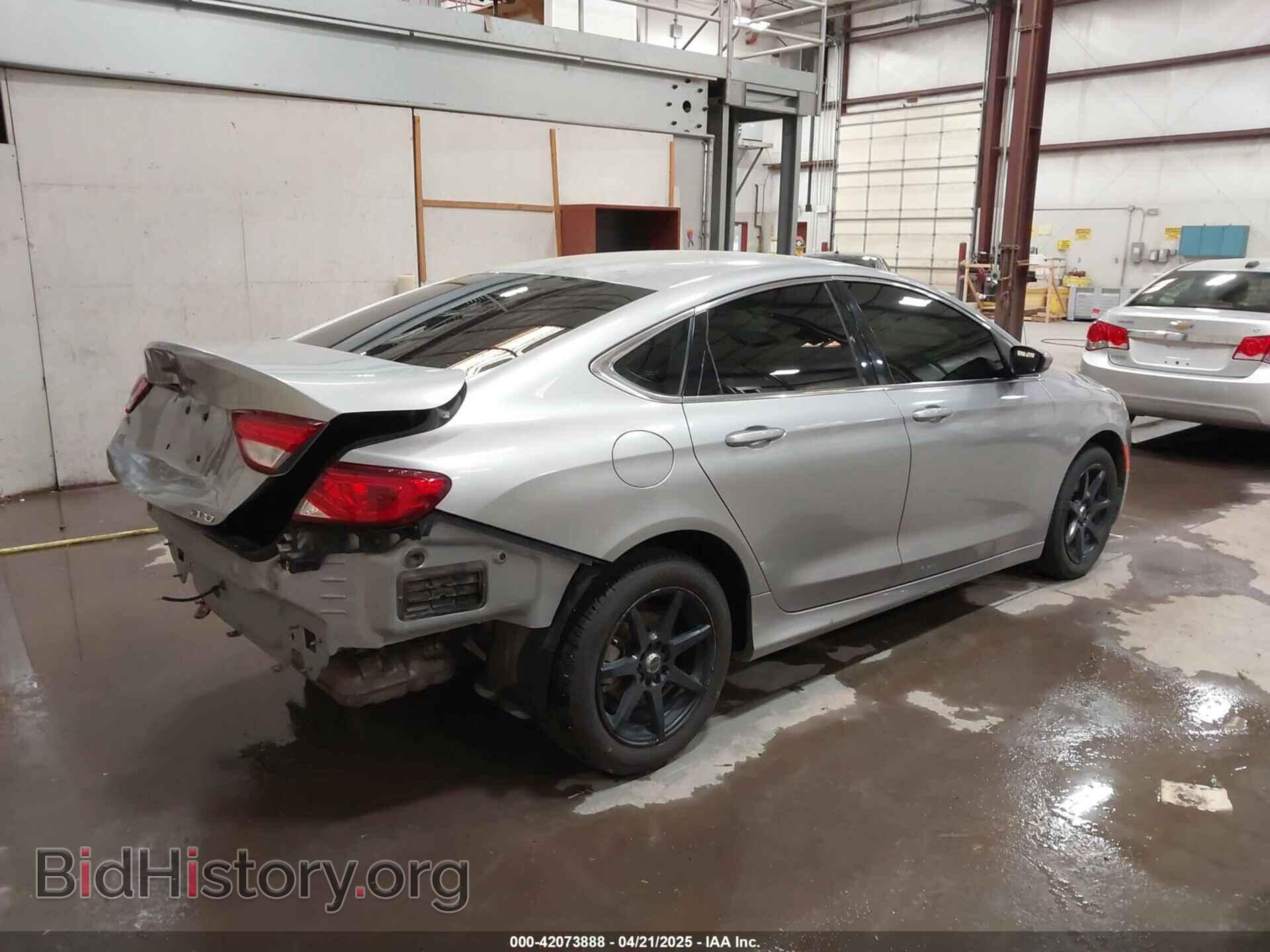 2015 CHRYSLER 200 - VIN: 1C3CCCAB2FN698701 - Photo 4