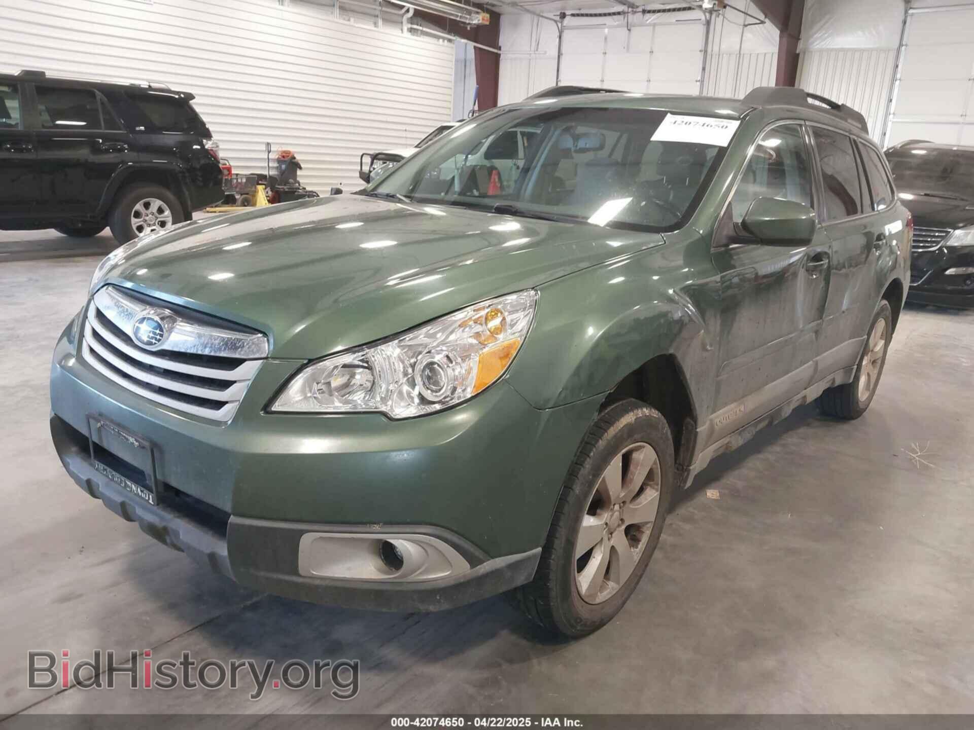 2011 SUBARU OUTBACK - VIN: 4S4BRBCC0B3395990 - Фото 2
