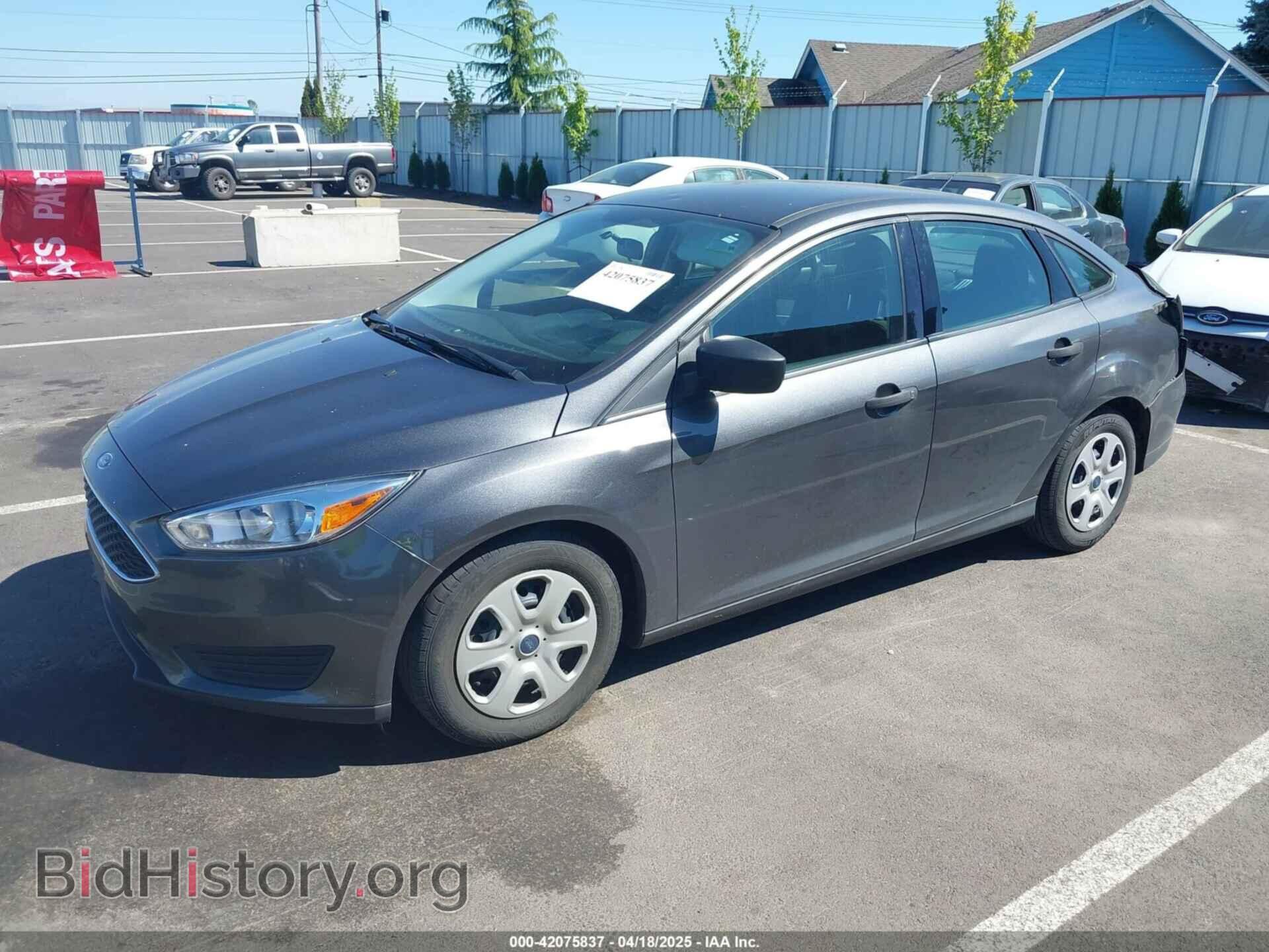 2017 FORD FOCUS - VIN: 1FADP3E24HL348490 - Фото 2