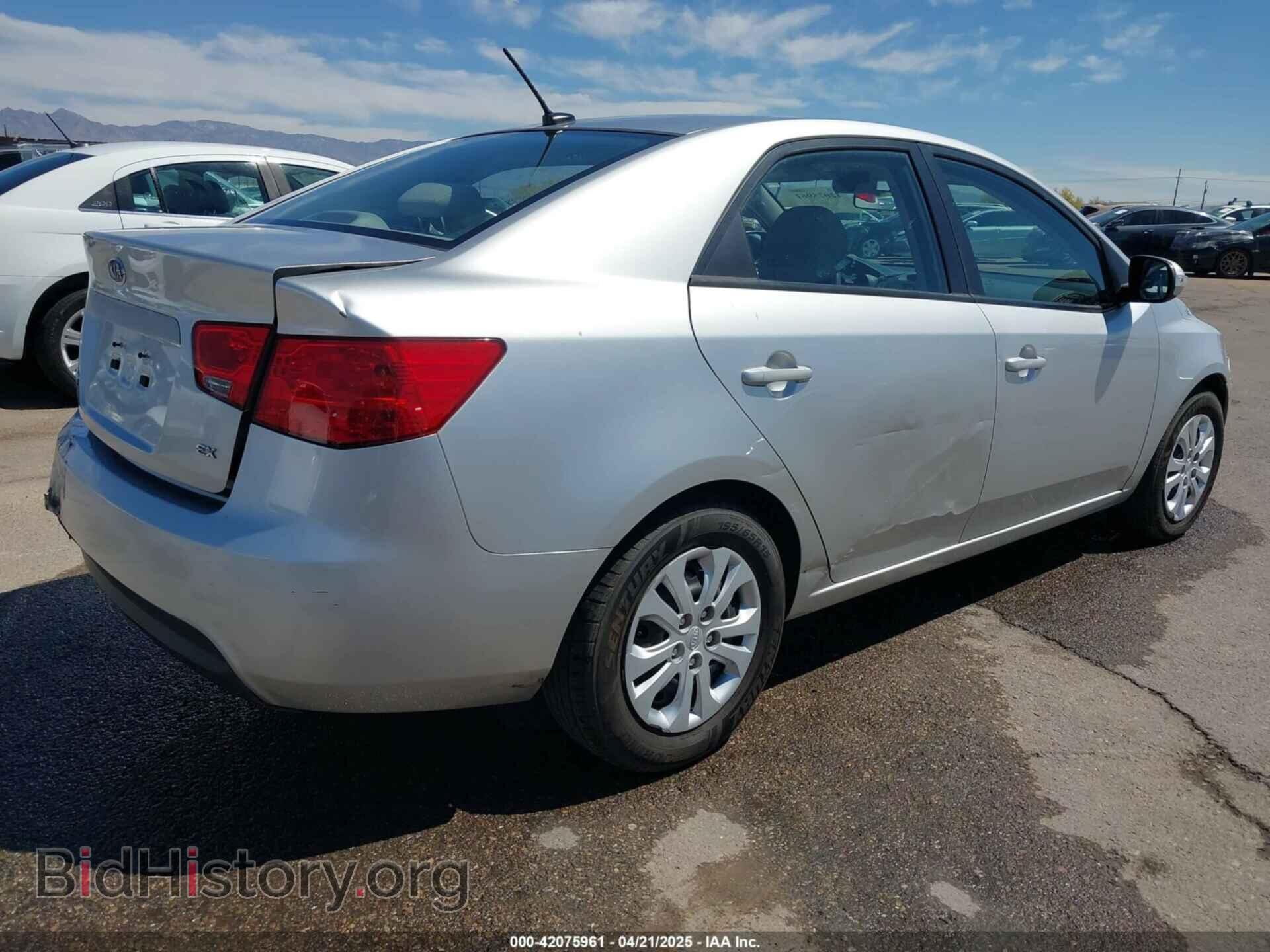 2010 KIA FORTE - VIN: KNAFU4A29A5195670 - Фото 4
