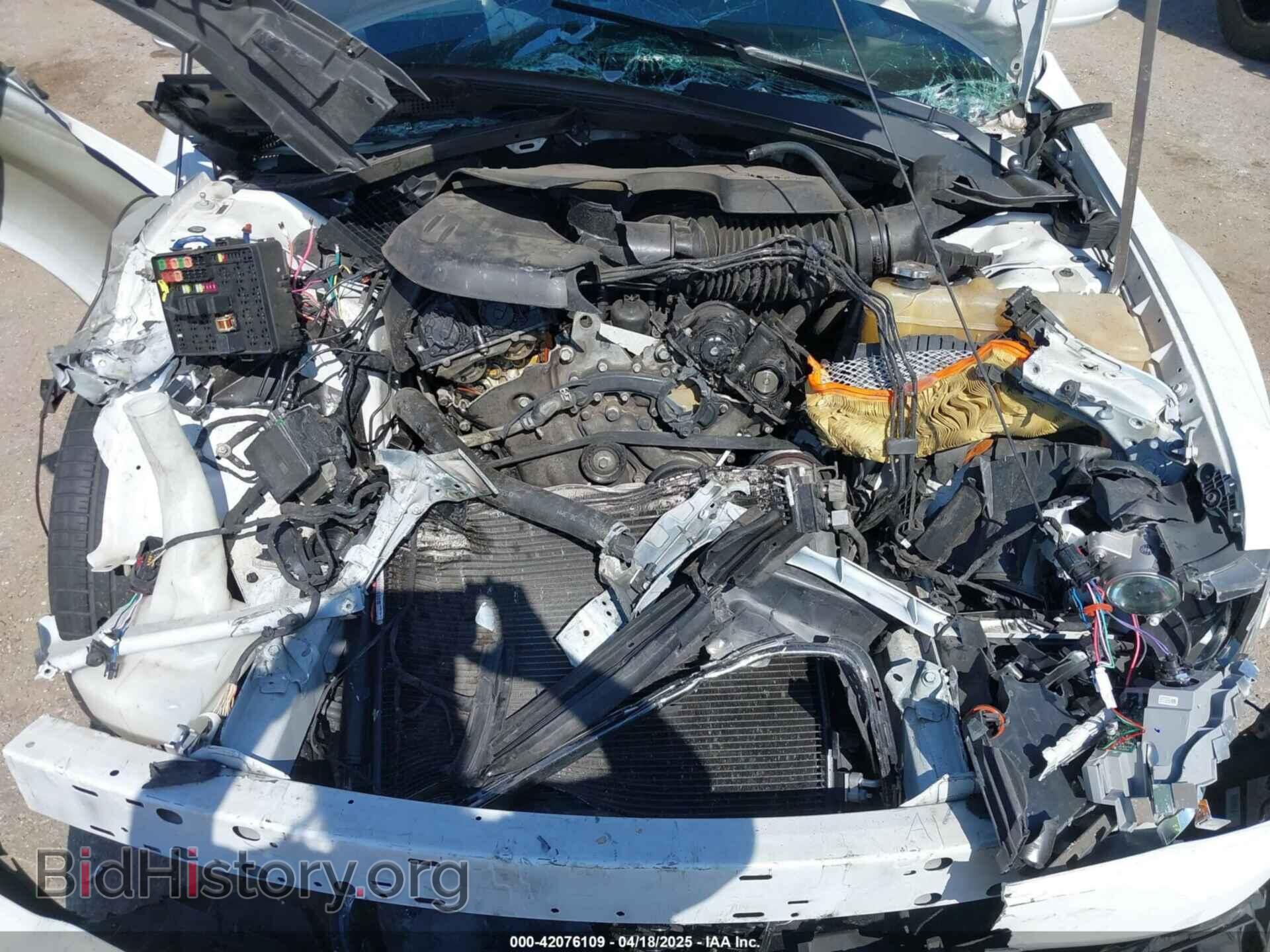 2018 CHRYSLER 300 - VIN: 2C3CCABG2JH240298 - Фото 10