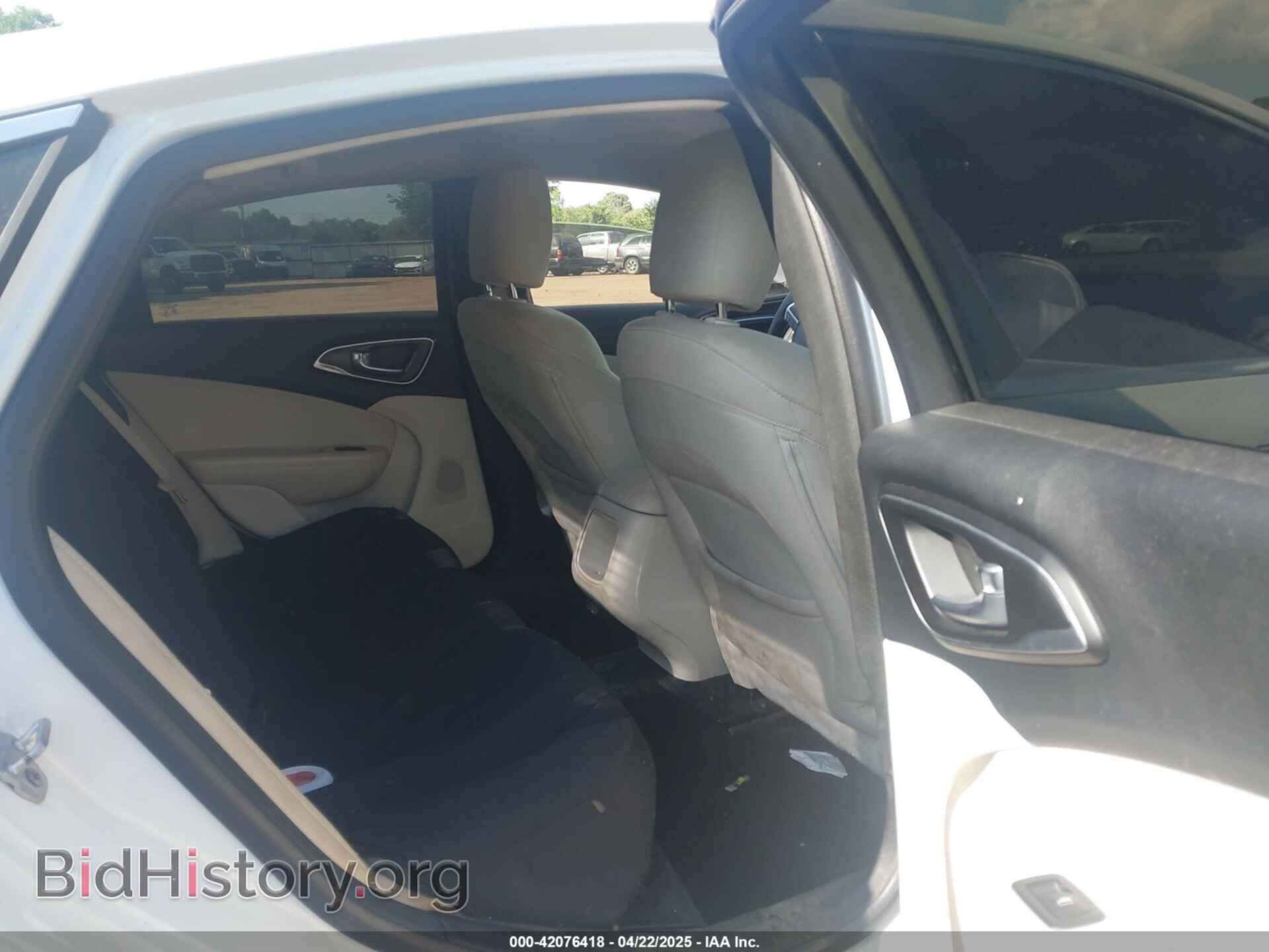 2016 CHRYSLER 200 - VIN: 1C3CCCFB6GN147052 - Фото 8