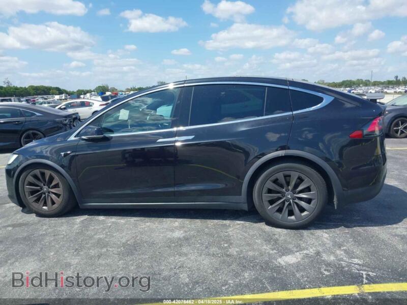 2017 Tesla MODEL X (VIN 5YJXCBE21HF054898) — фото 13 из 15