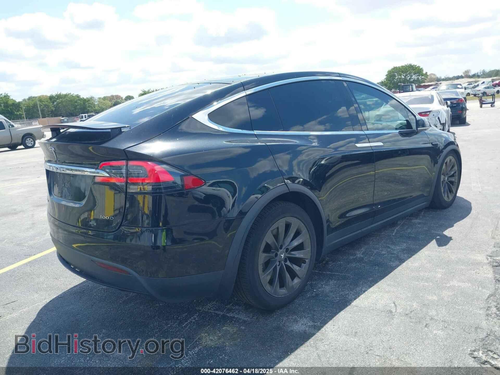 2017 TESLA MODEL X - VIN: 5YJXCBE21HF054898 - Фото 4