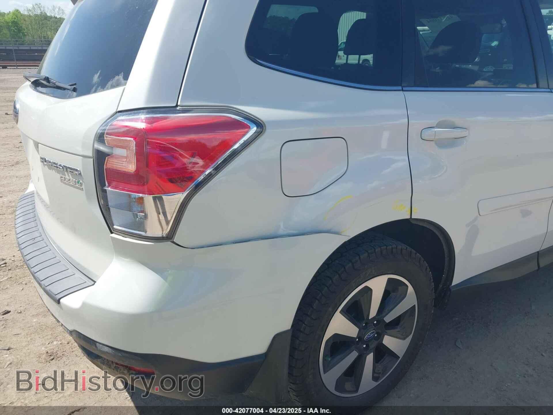 2017 SUBARU FORESTER - VIN: JF2SJAJC8HH811919 - Фото 6