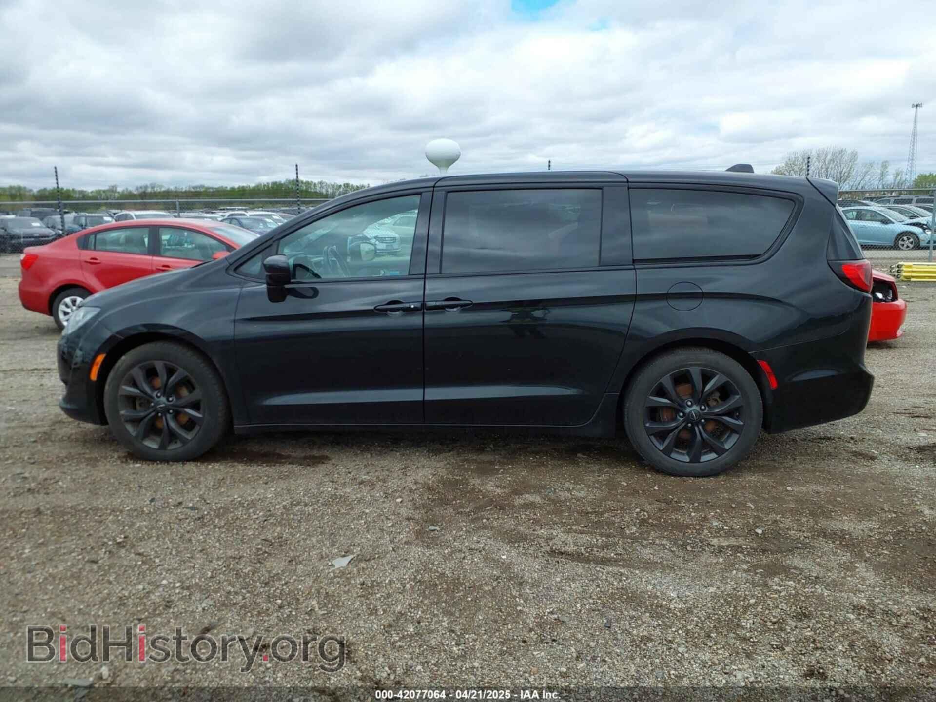 2018 CHRYSLER PACIFICA - VIN: 2C4RC1FG9JR351697 - Photo 14