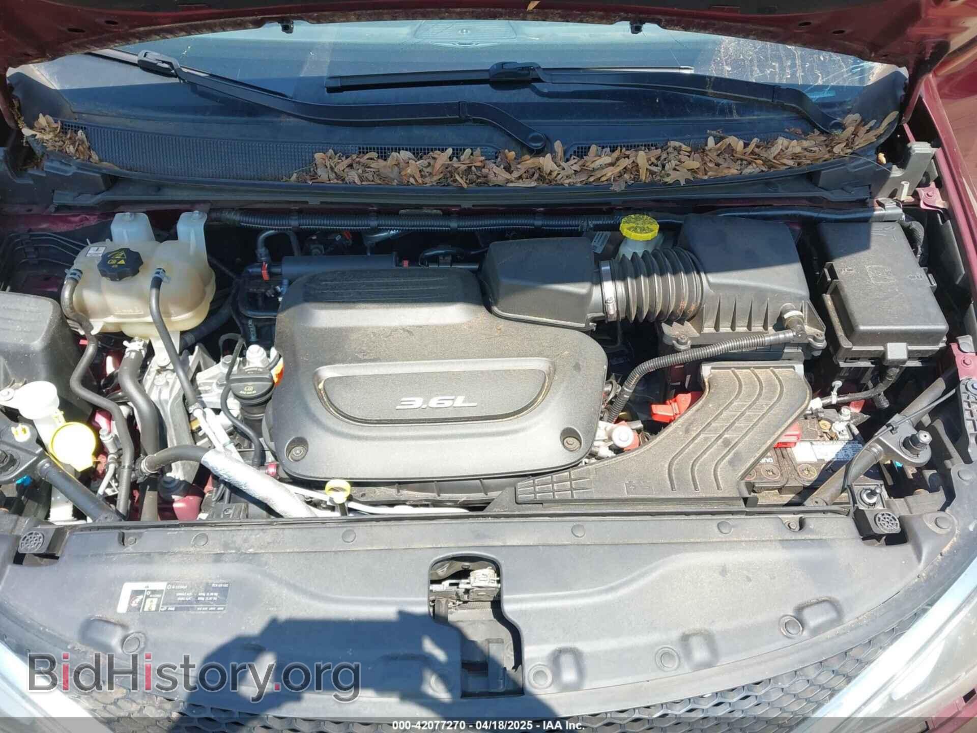 2018 CHRYSLER PACIFICA - VIN: 2C4RC1BG2JR279781 - Photo 10