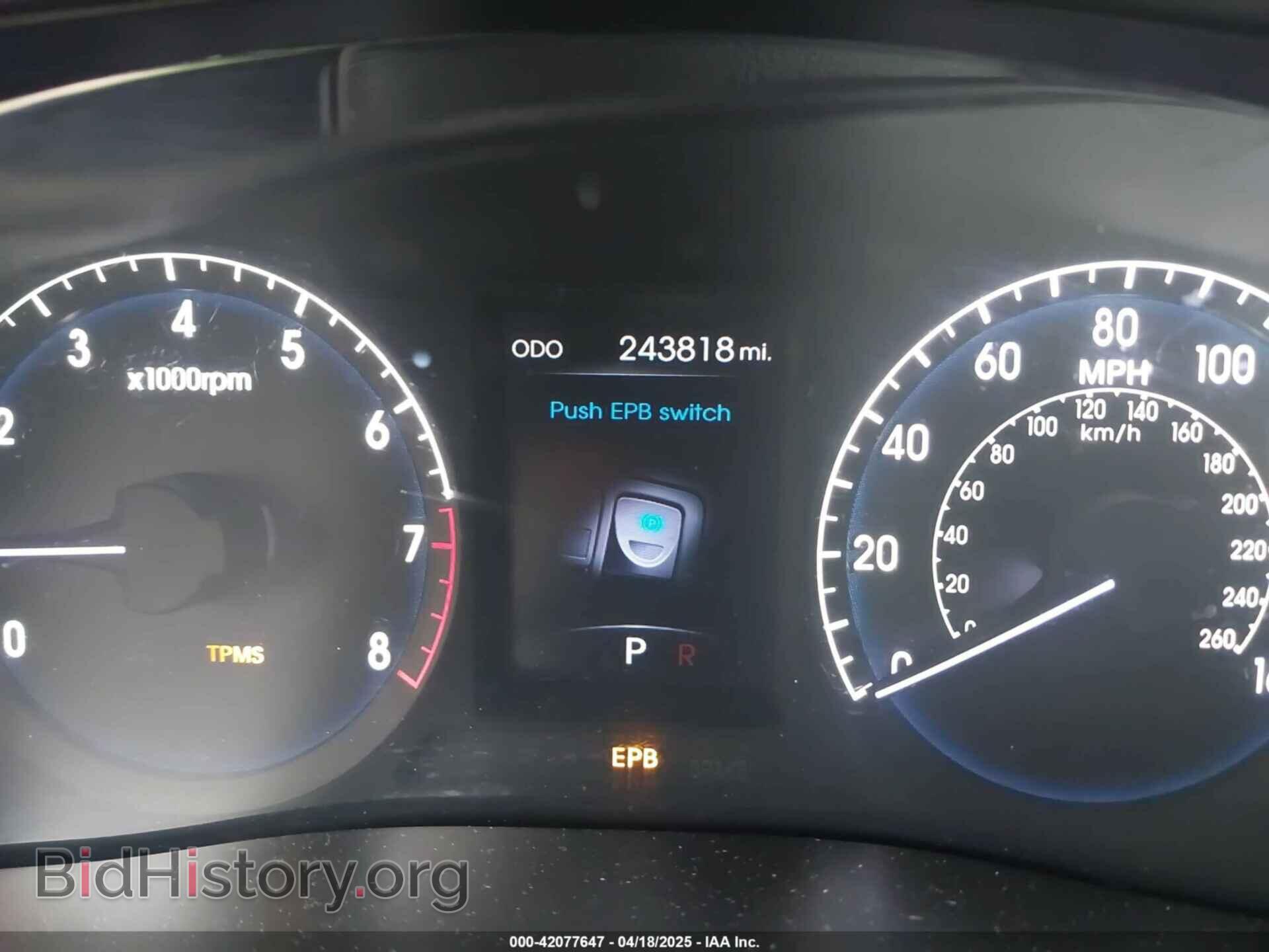 2012 HYUNDAI GENESIS - VIN: KMHGC4DF6CU163515 - Фото 7