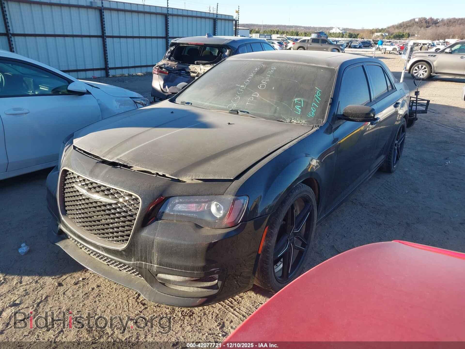 2017 CHRYSLER 300 - VIN: 2C3CCABGXHH661602 - Фото 2