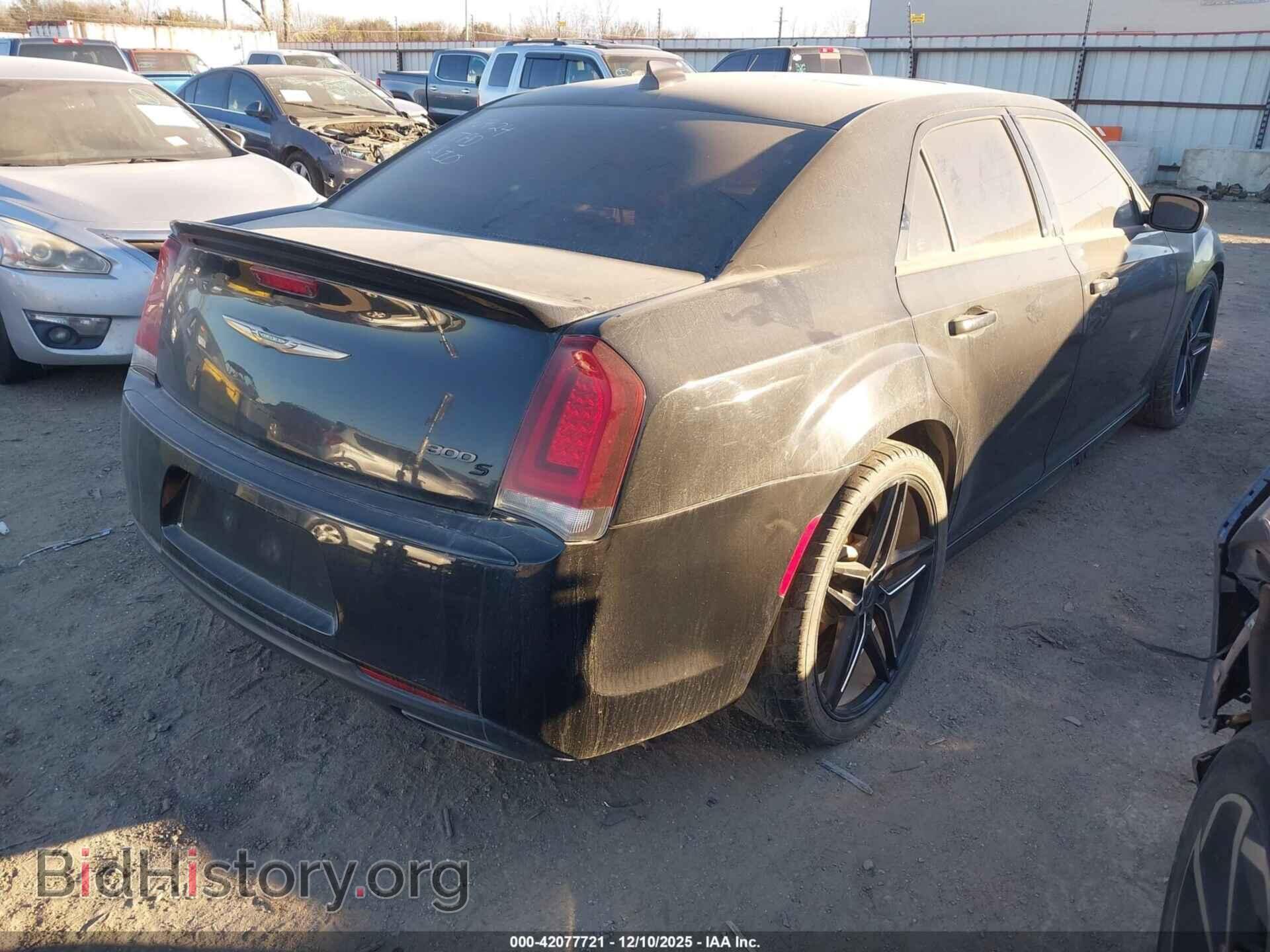 2017 CHRYSLER 300 - VIN: 2C3CCABGXHH661602 - Фото 4