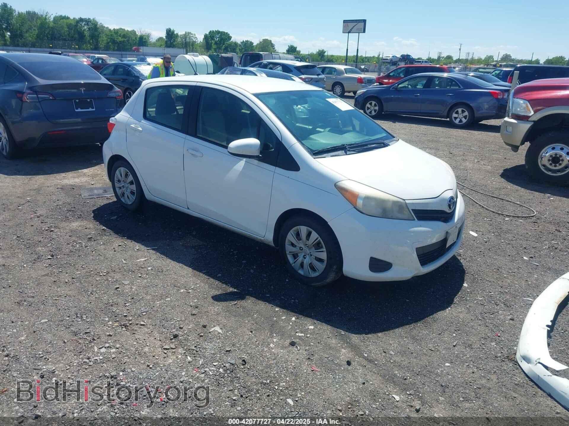 Фотография JTDKTUD30CD518313 - TOYOTA YARIS 2012